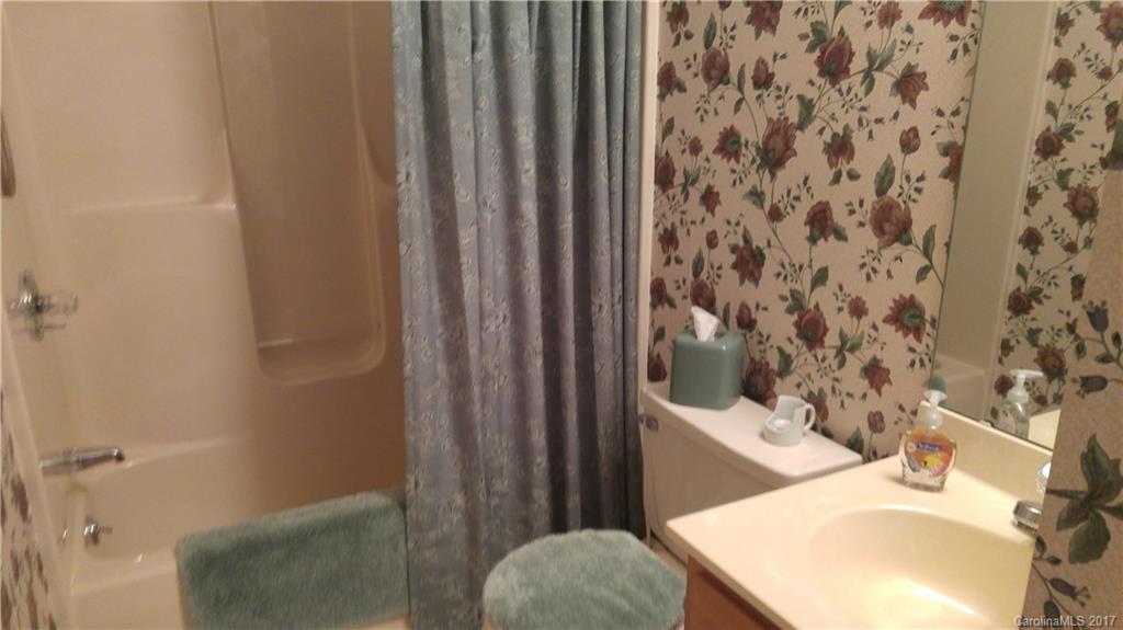 WEDDINGTON WOODS - Residential