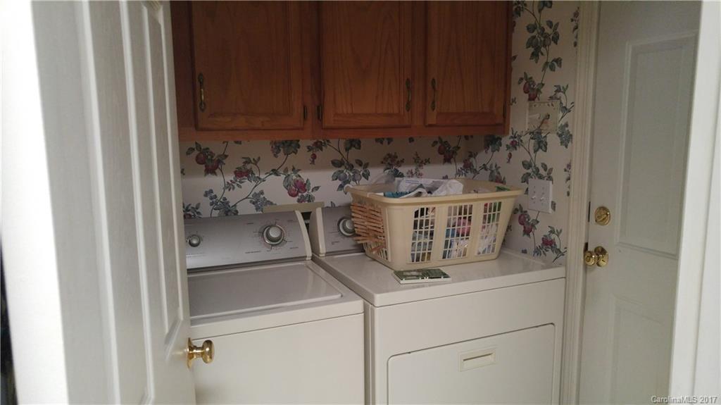 WEDDINGTON WOODS - Residential