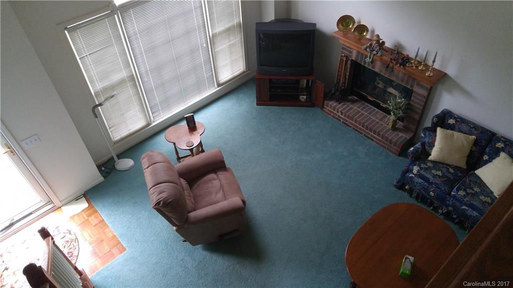 WEDDINGTON WOODS - Residential