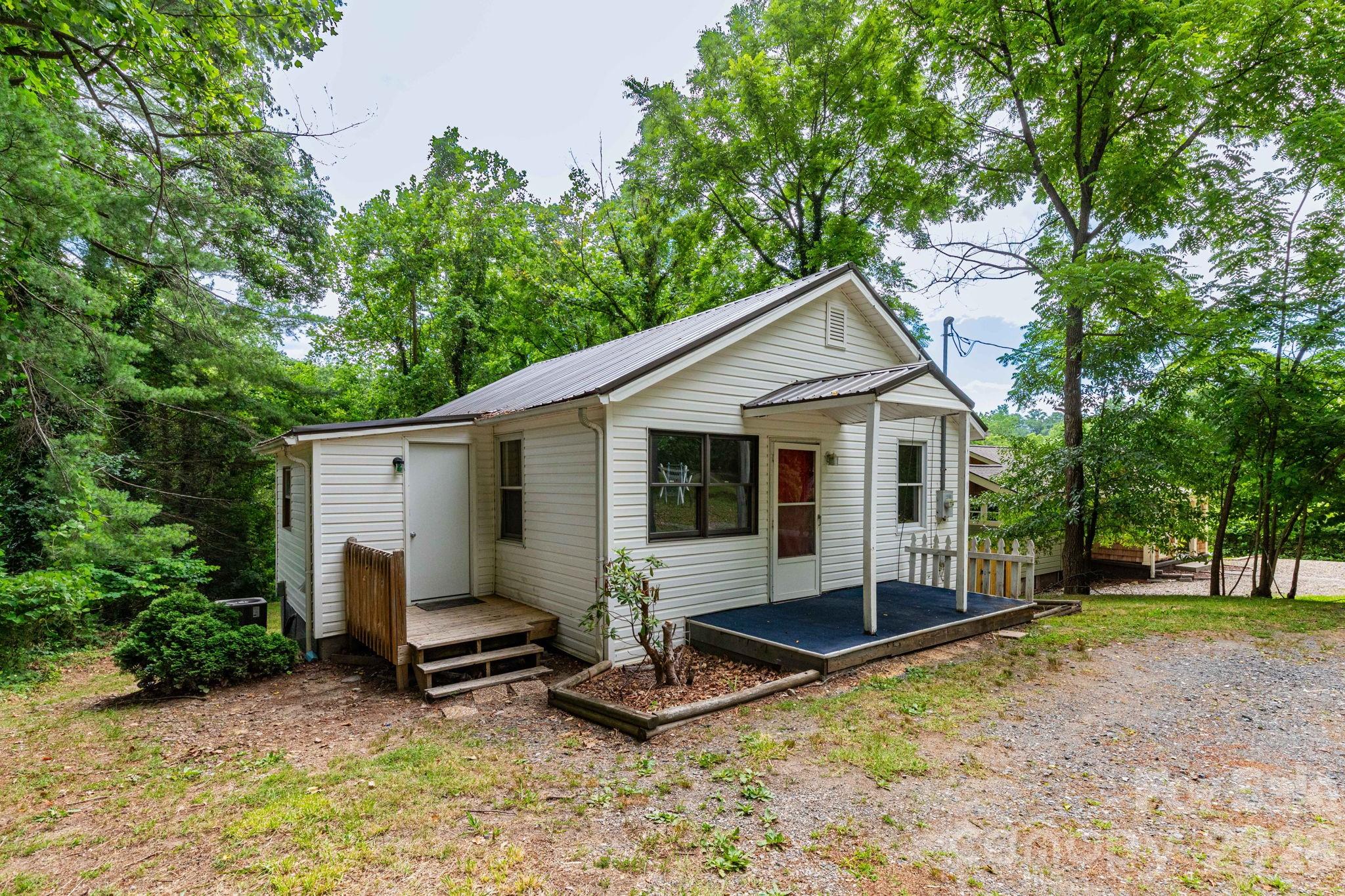 129 Shelburne Road