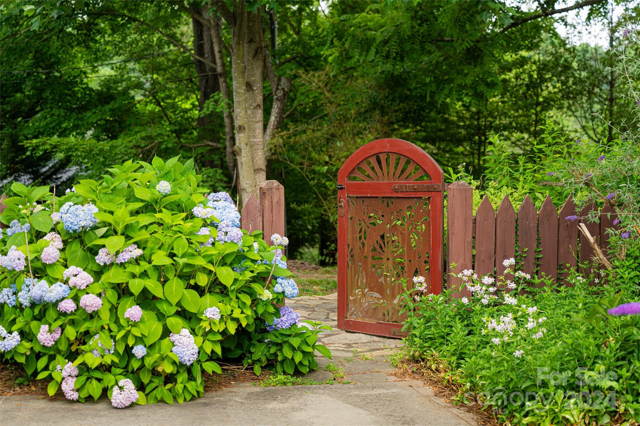 Montford - Residential