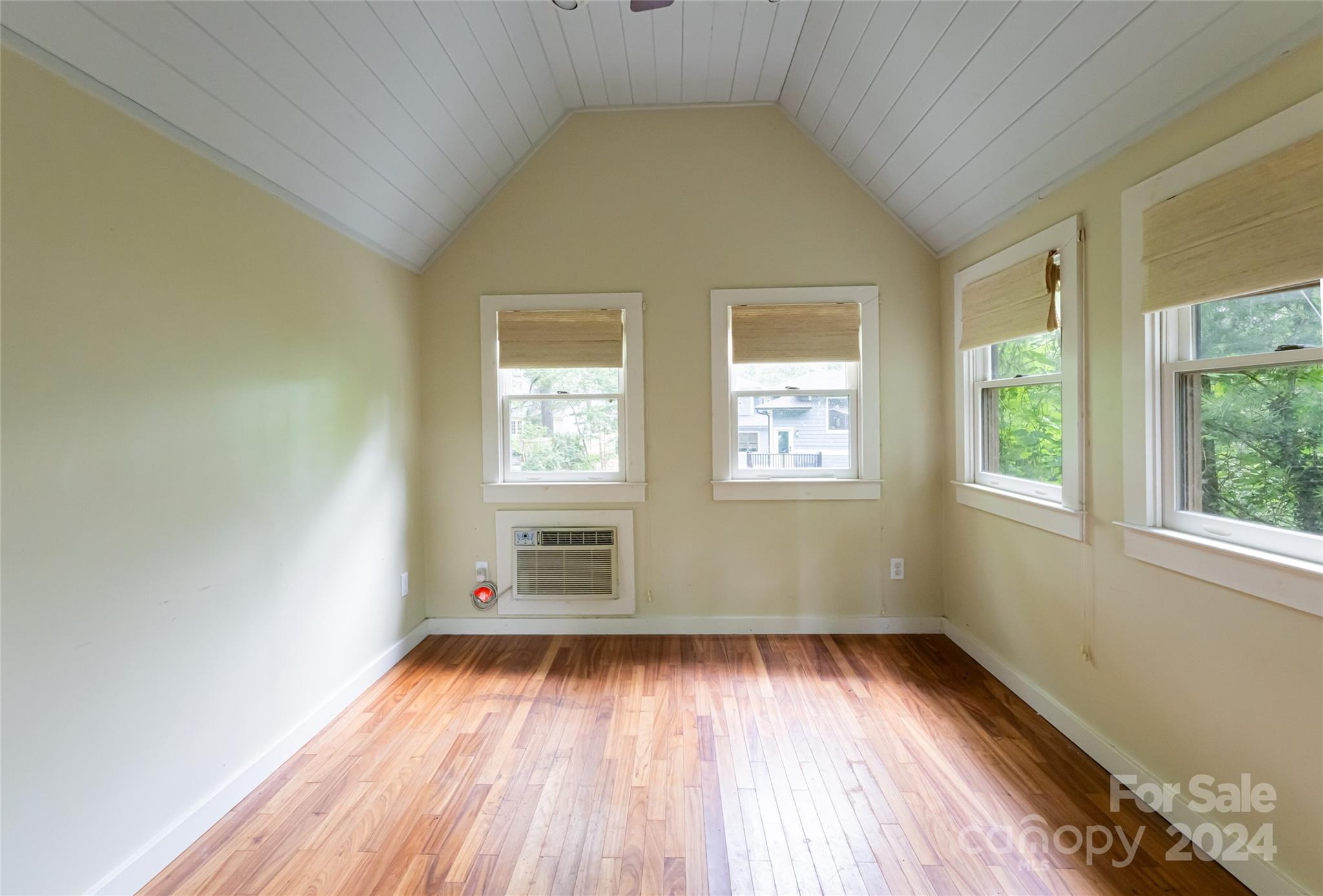 Montford - Residential