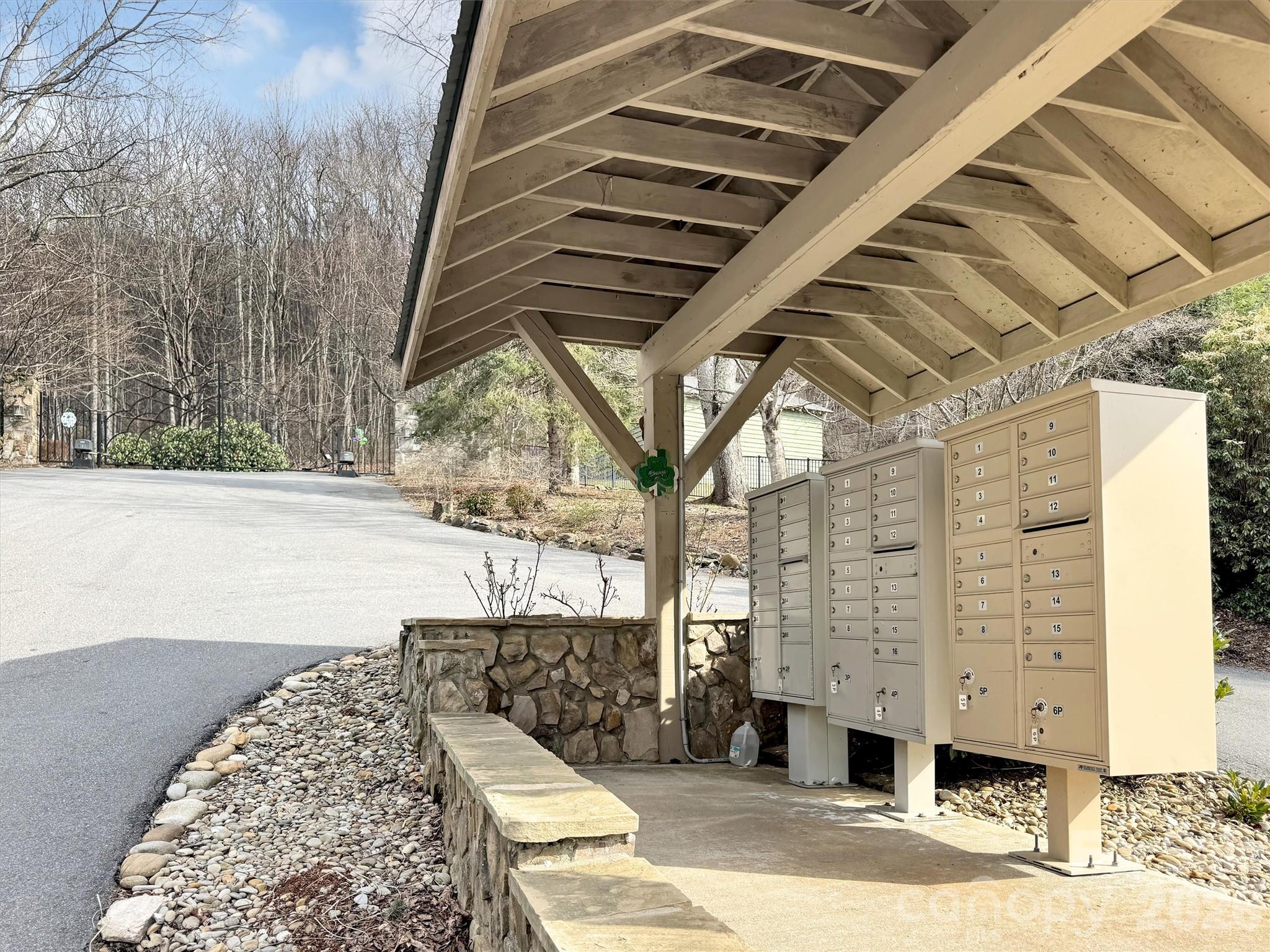 Crestview Pointe - Land