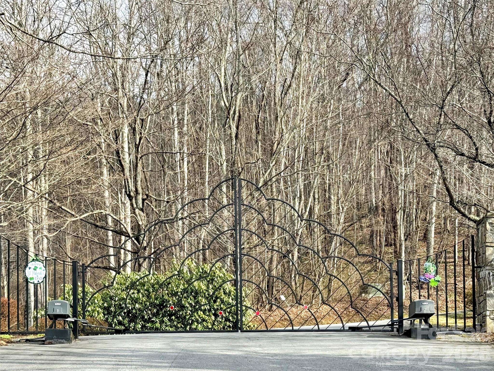 Crestview Pointe - Land