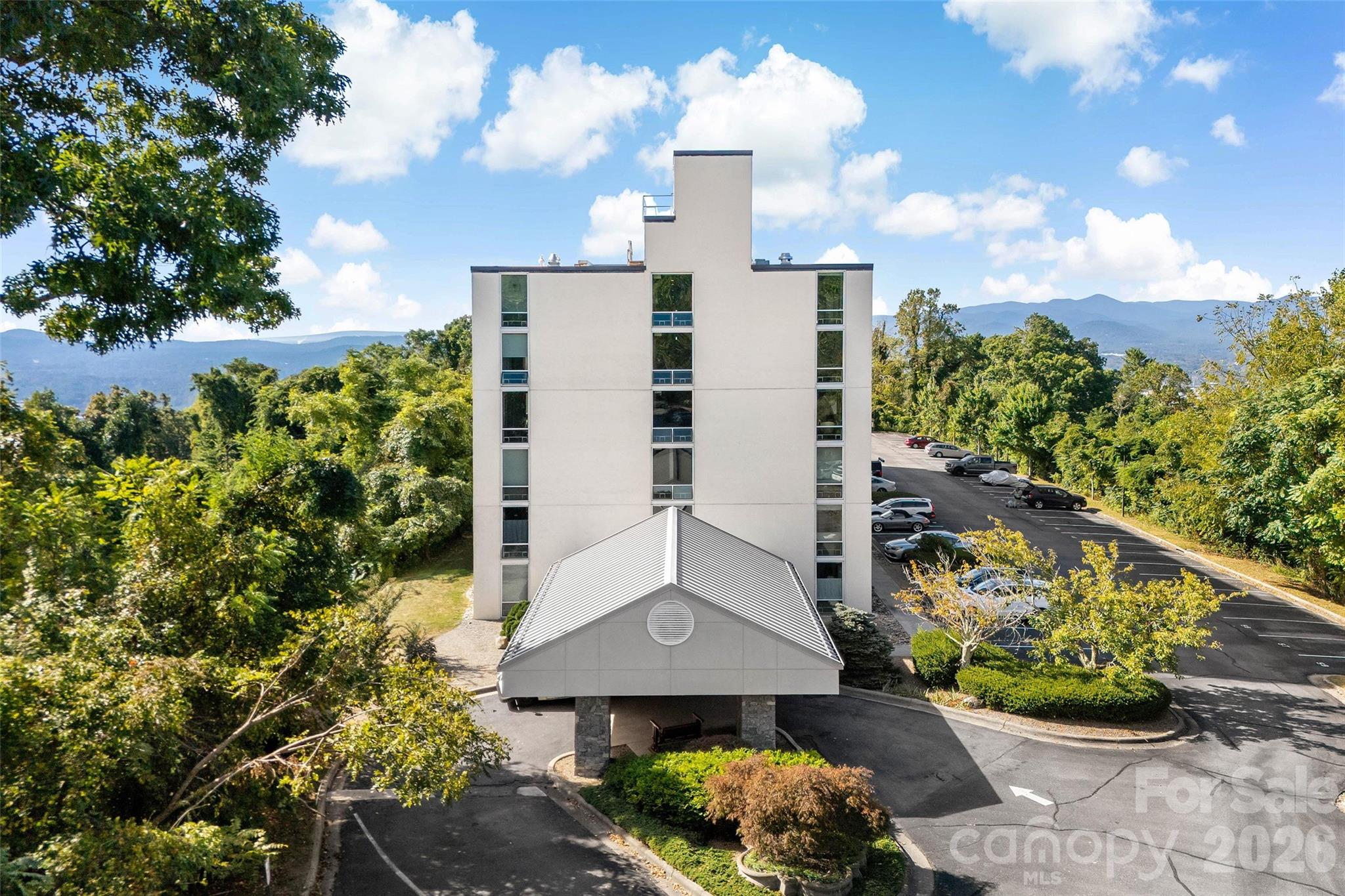 647 Town Mountain Road 407