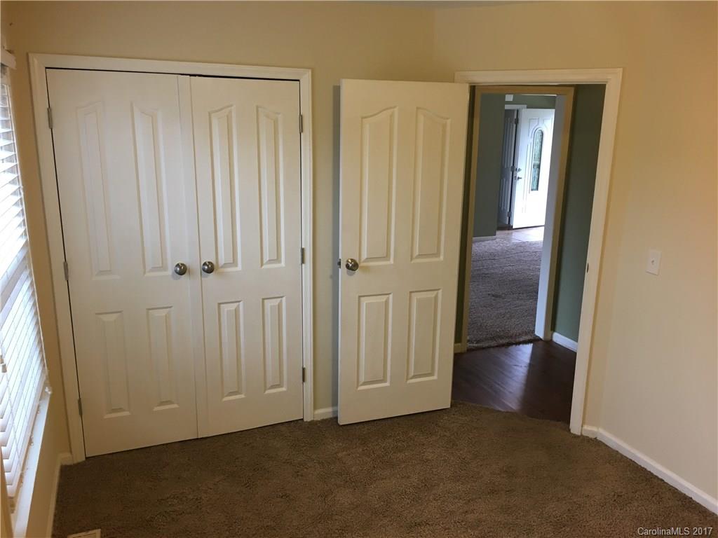 Kings Grant - Residential