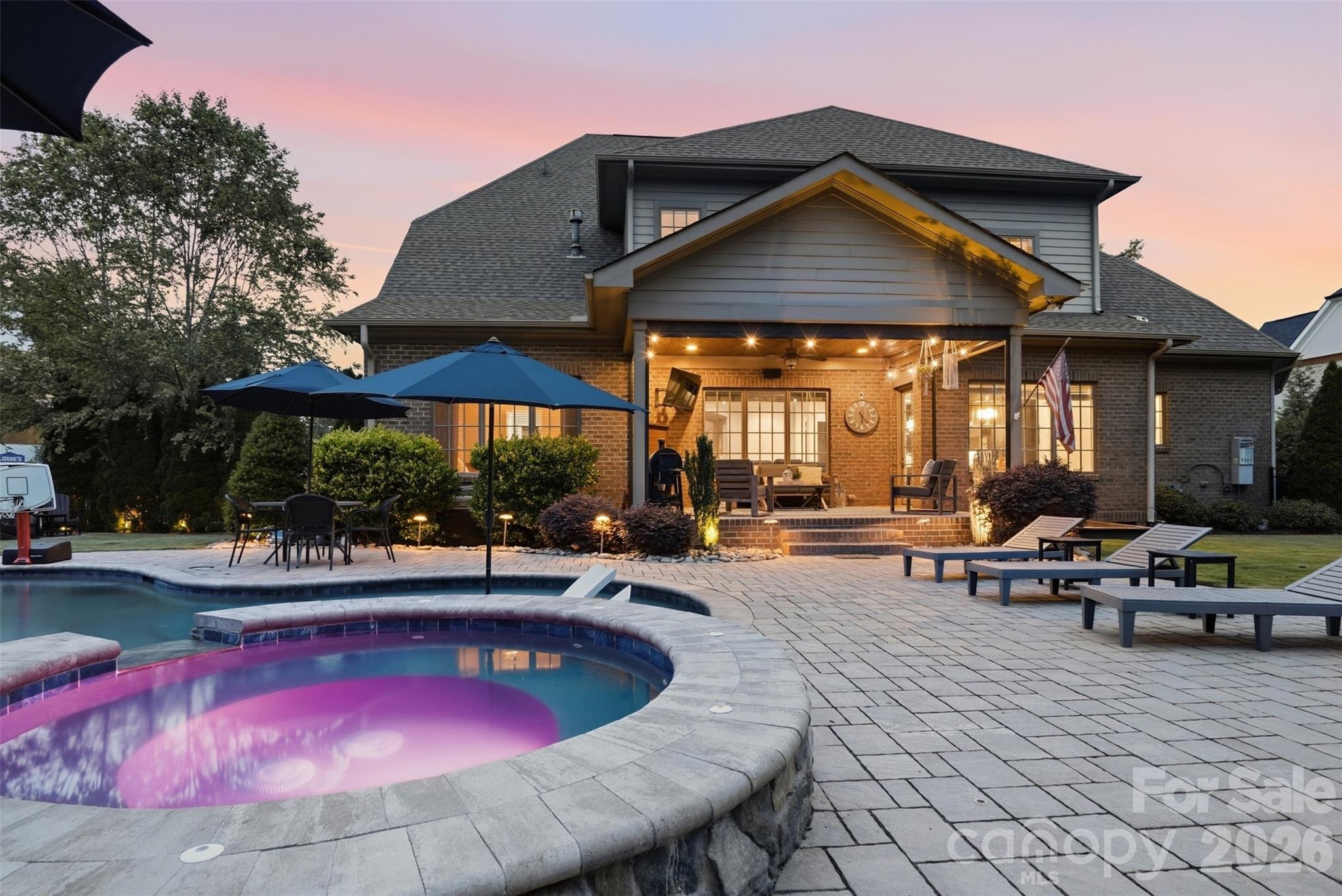 Longbrooke - Residential