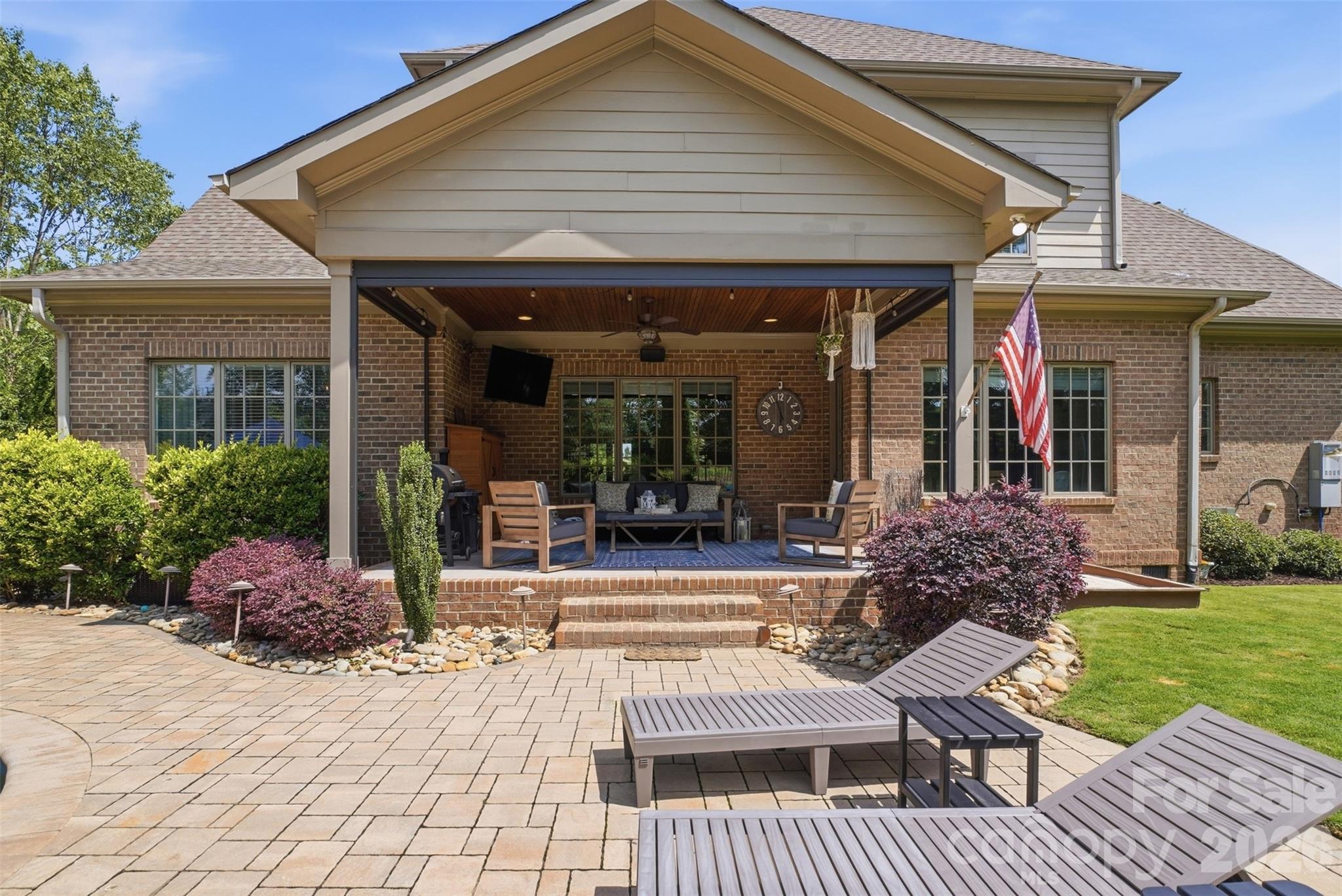 Longbrooke - Residential