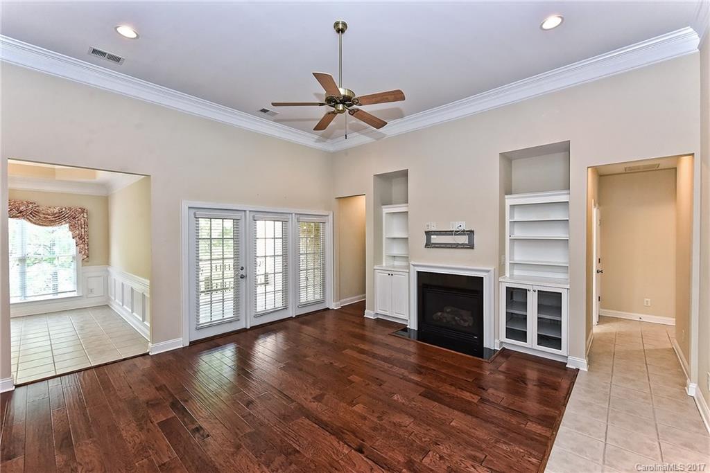 Waterford Glen - Residential