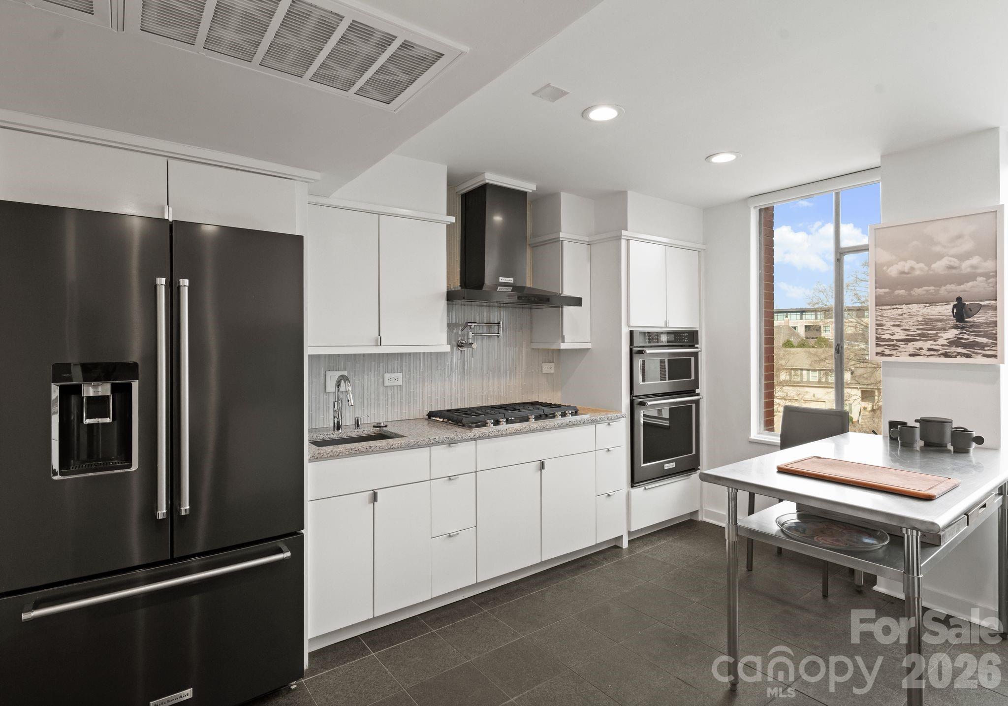 Queens Towers - Residential