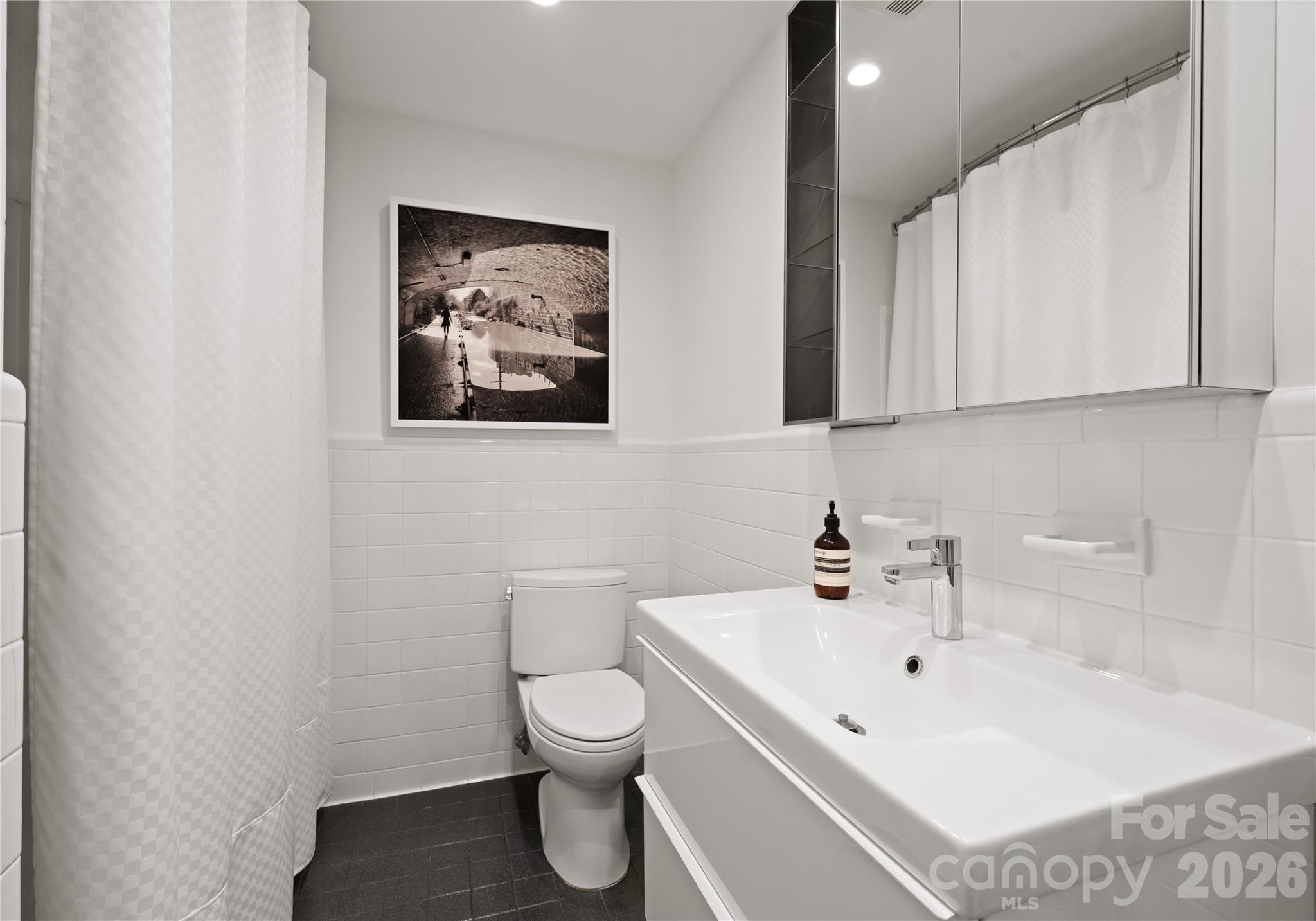 Queens Towers - Residential