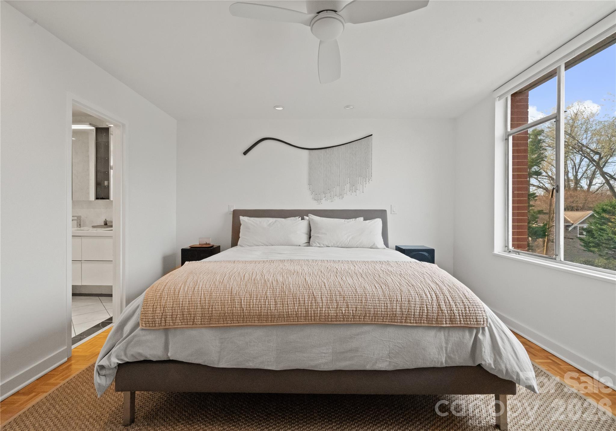 Queens Towers - Residential