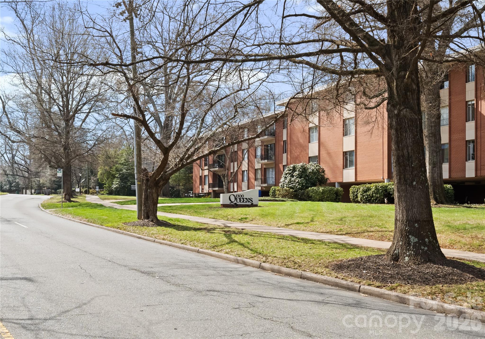 Queens Towers - Residential