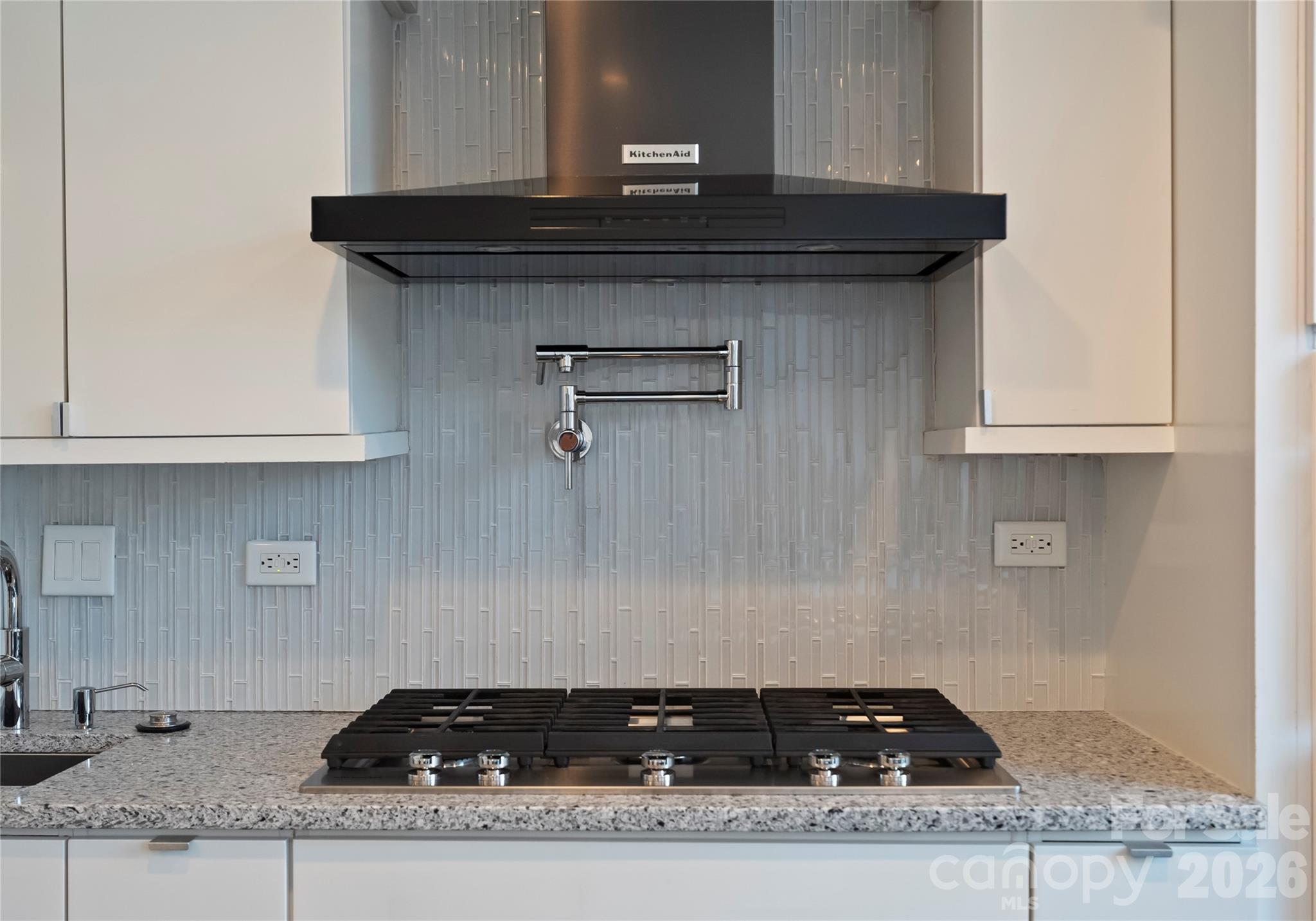 Queens Towers - Residential