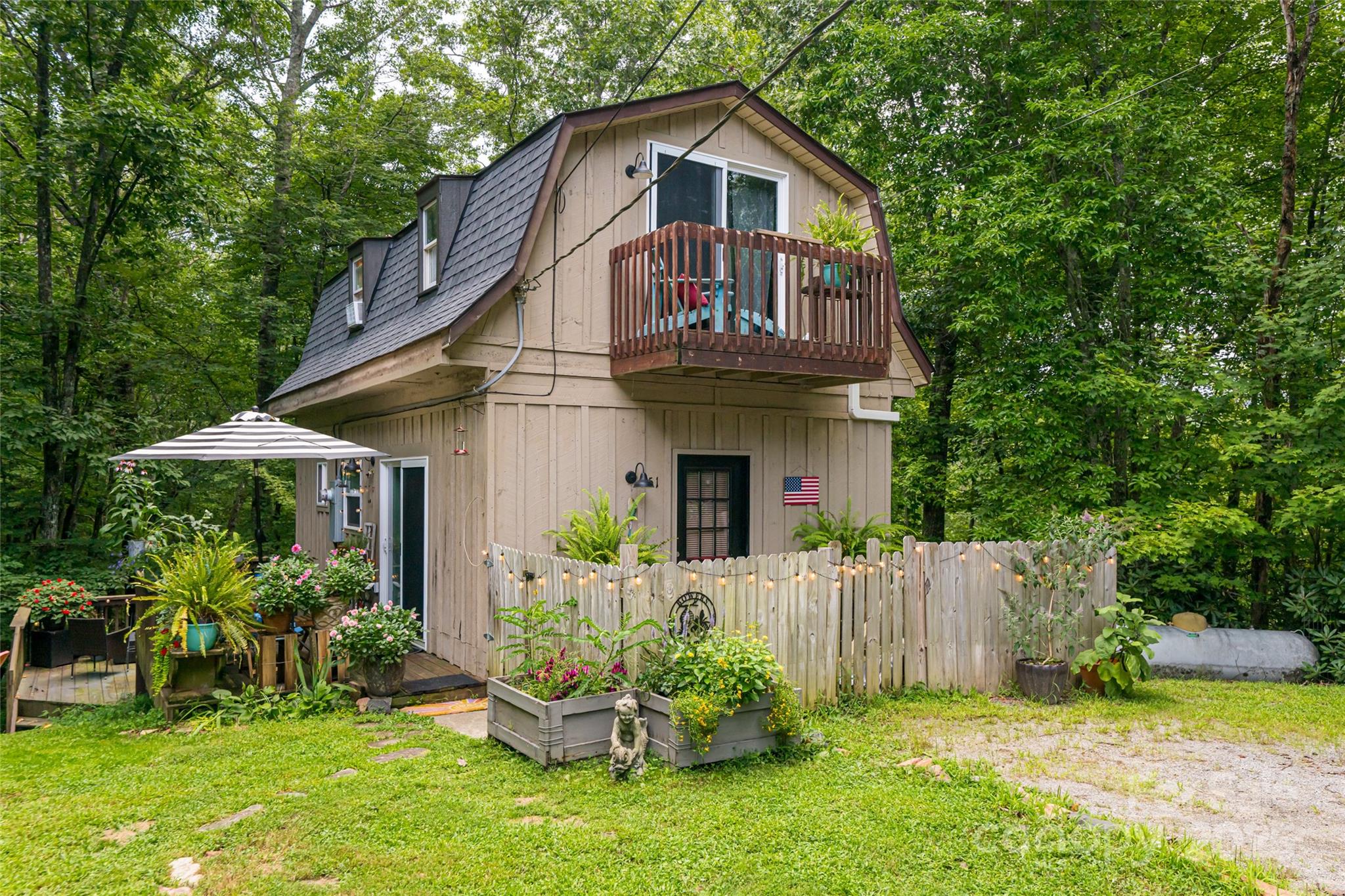 49 & 51 Mayapple Lane