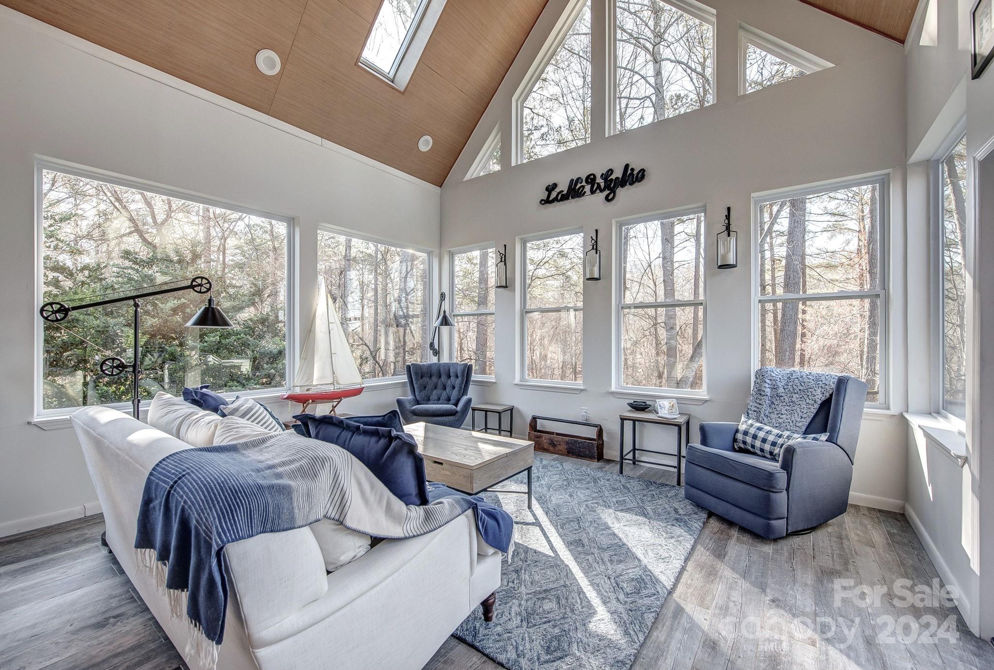 Misty Waters - Residential