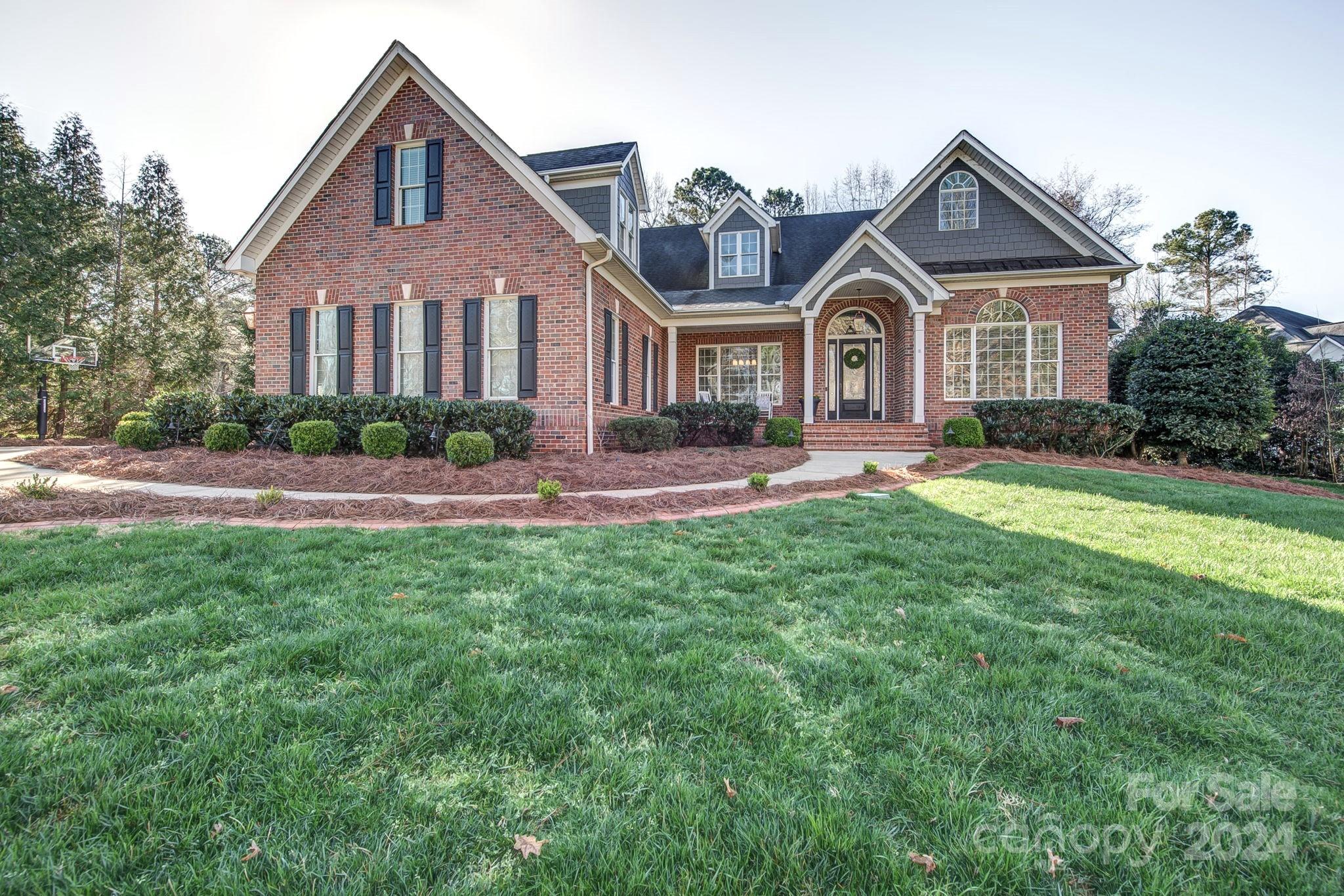 Misty Waters - Residential