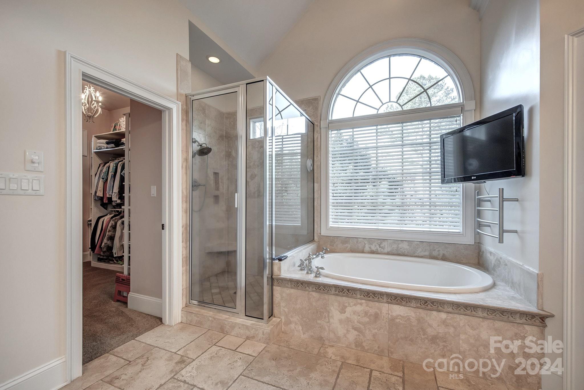 Misty Waters - Residential