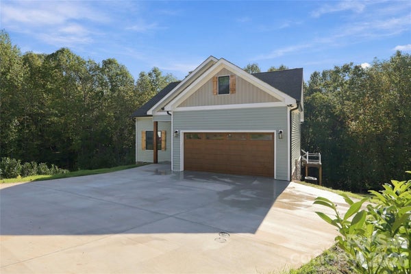 210 JOY LYNNE CT, JONESVILLE, NC 28642 - Image 663b679c2bbfbf3e1e37c882c1868175/2081363415