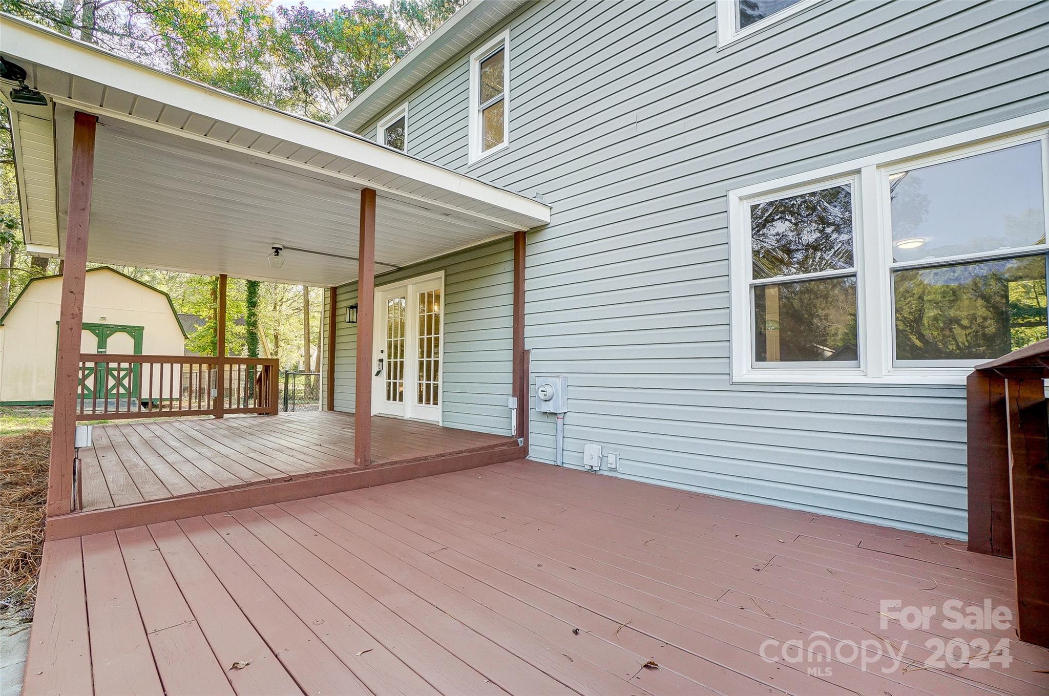 Country Oaks - Residential