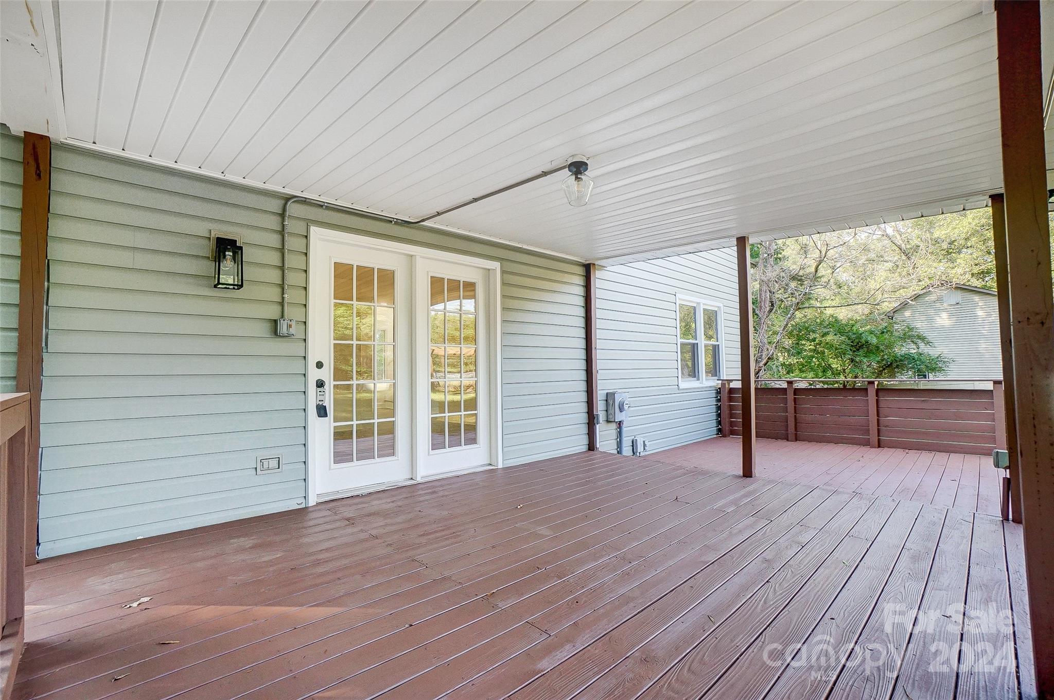 Country Oaks - Residential