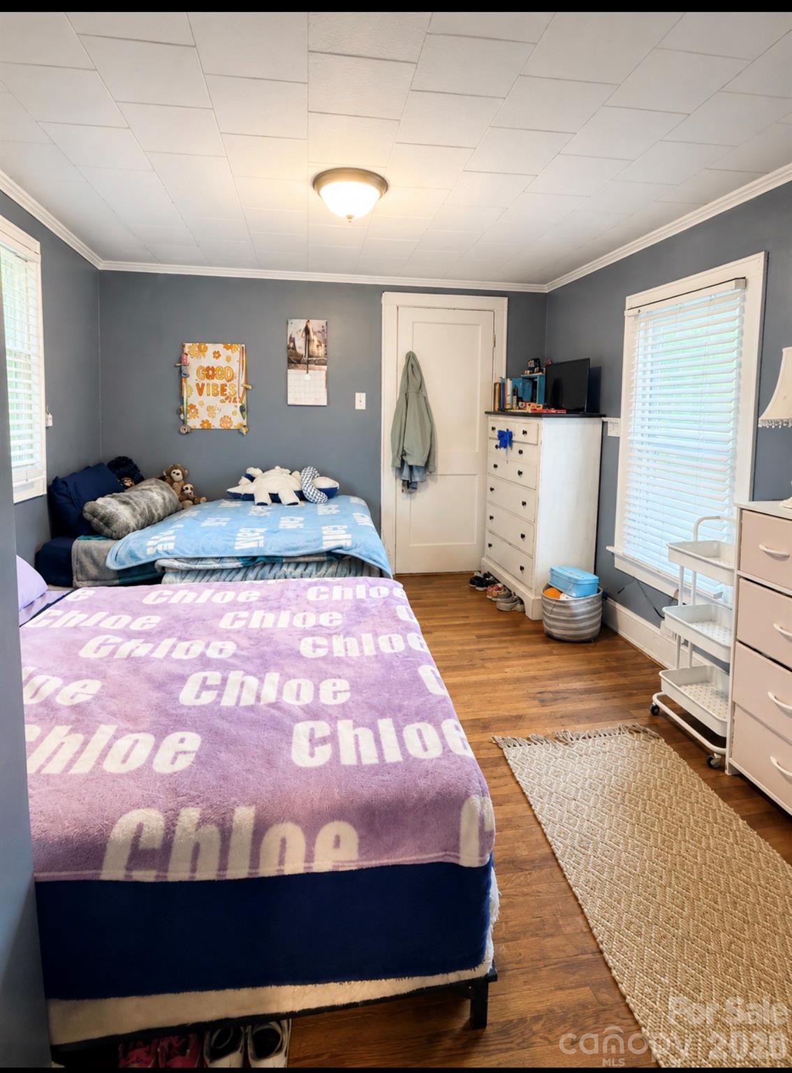 525 Shinn Circle