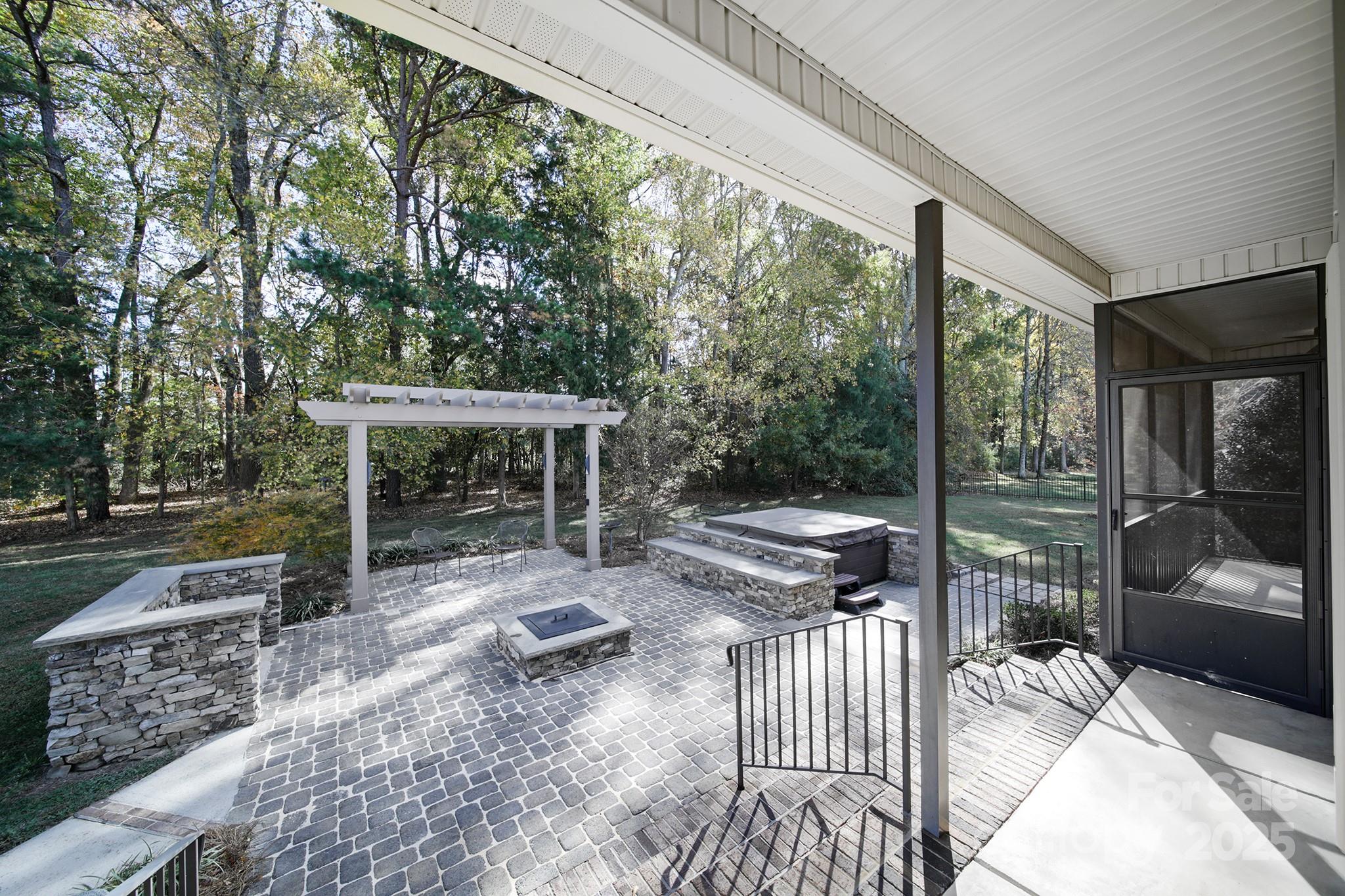 Miller Pond - Residential