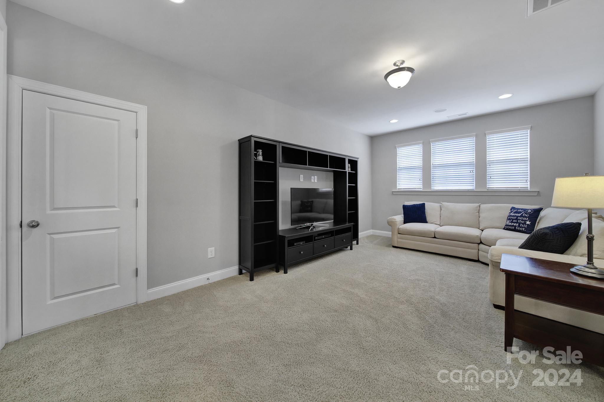 Brayden - Residential