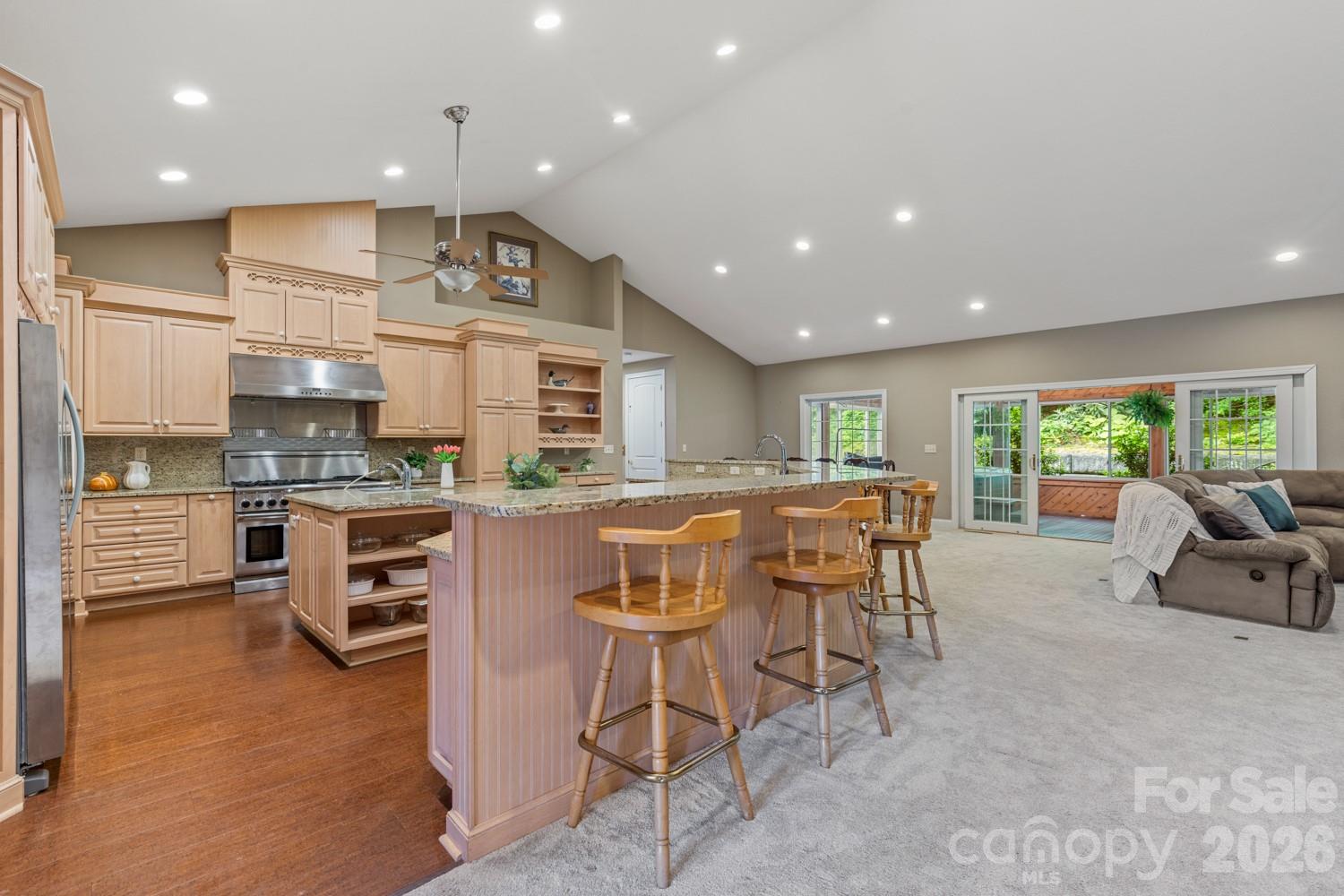 Laurel Woods - Residential