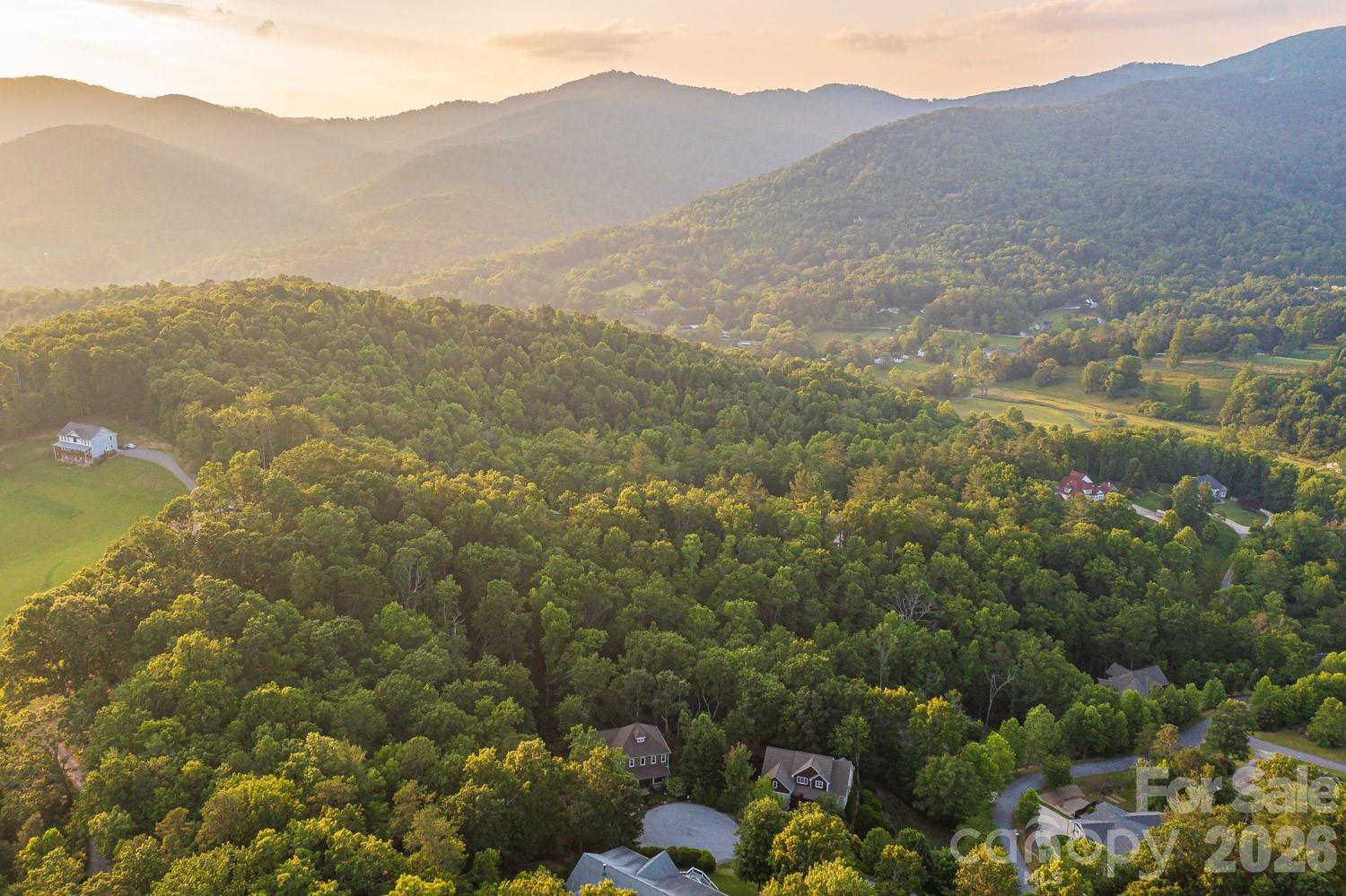 Laurel Woods - Residential