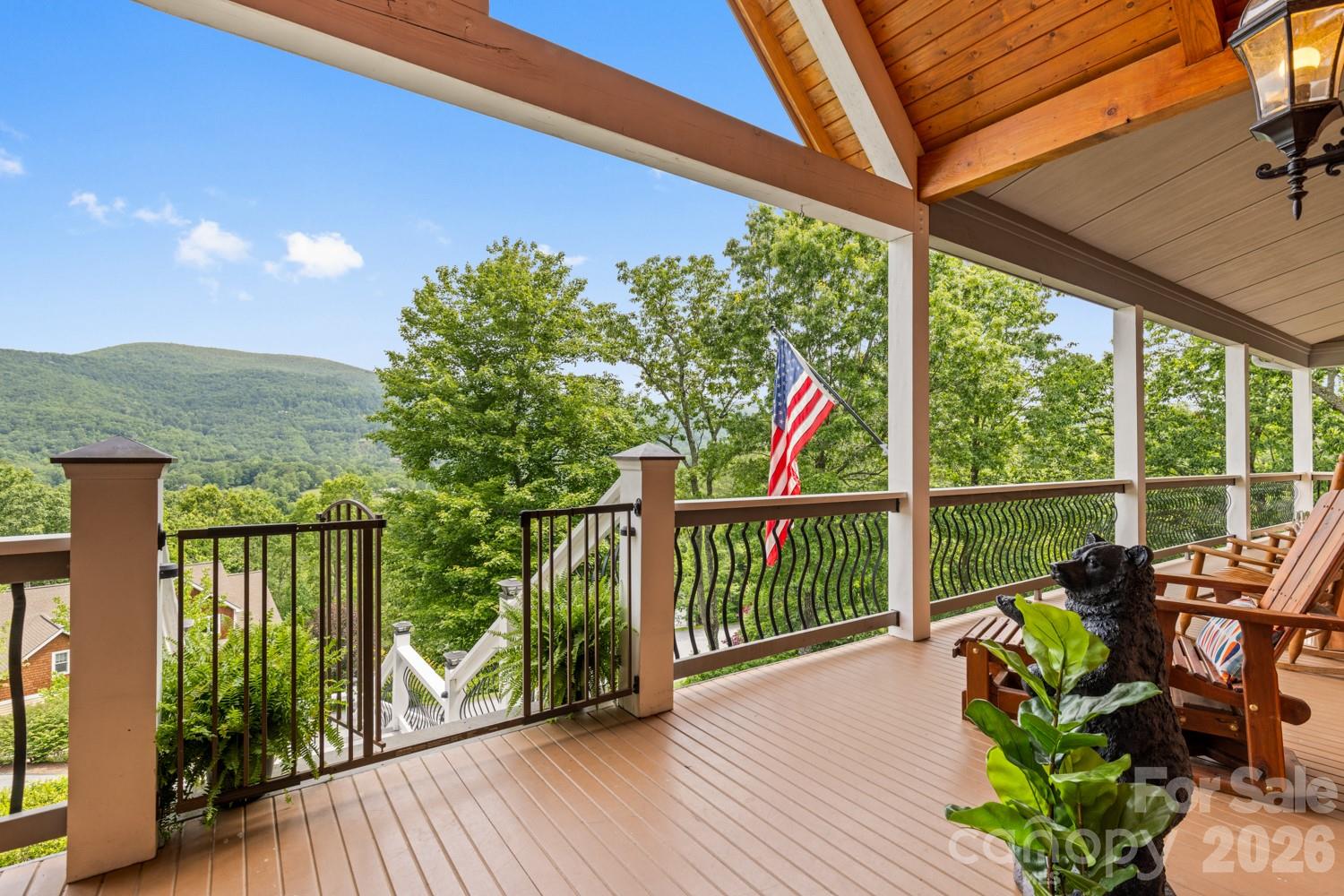 Laurel Woods - Residential