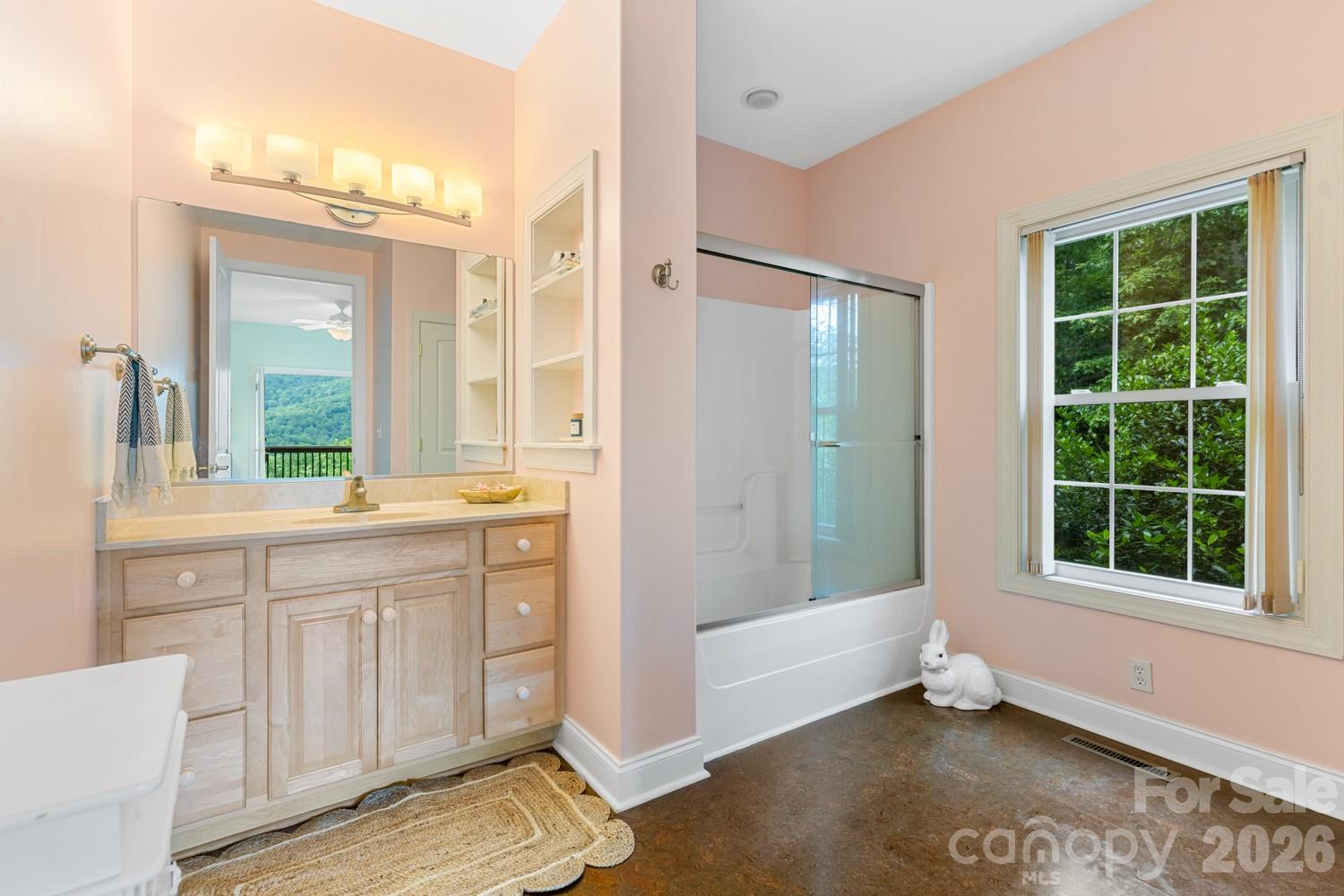 Laurel Woods - Residential