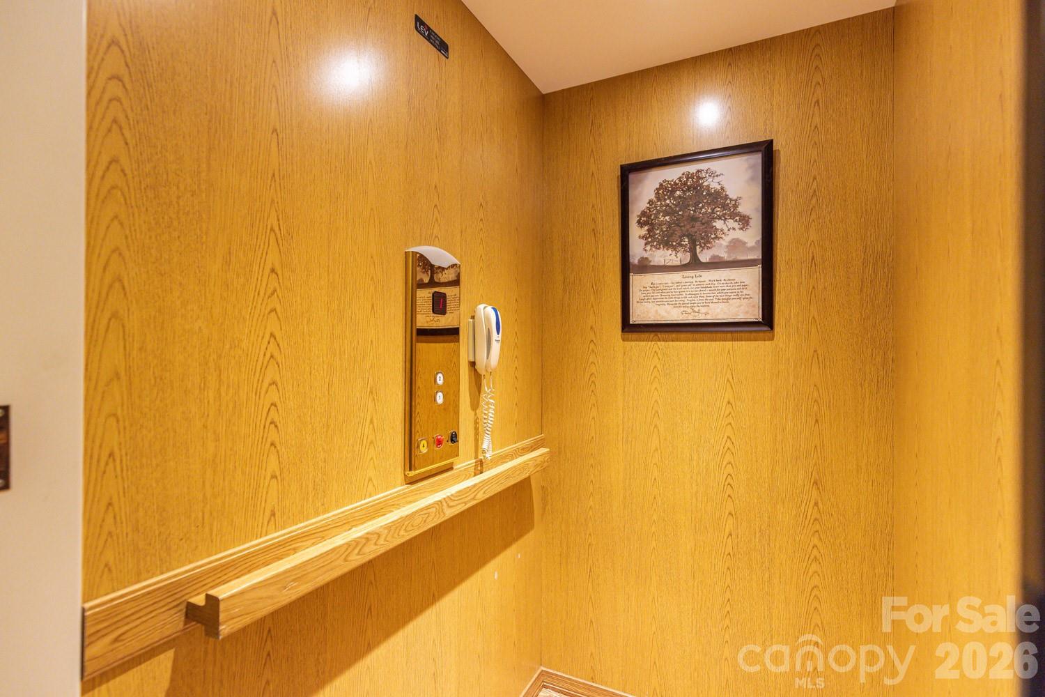 Laurel Woods - Residential