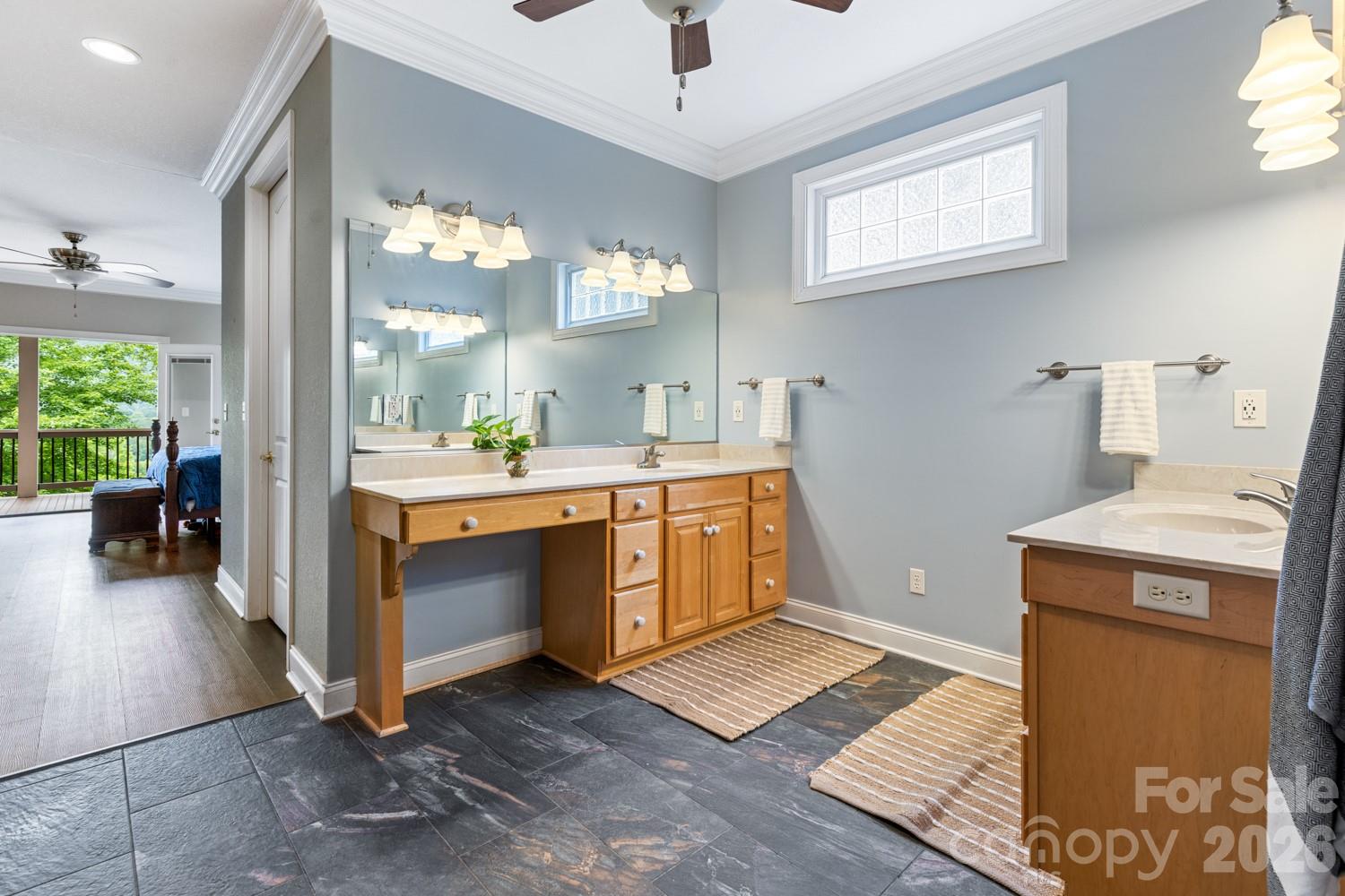 Laurel Woods - Residential