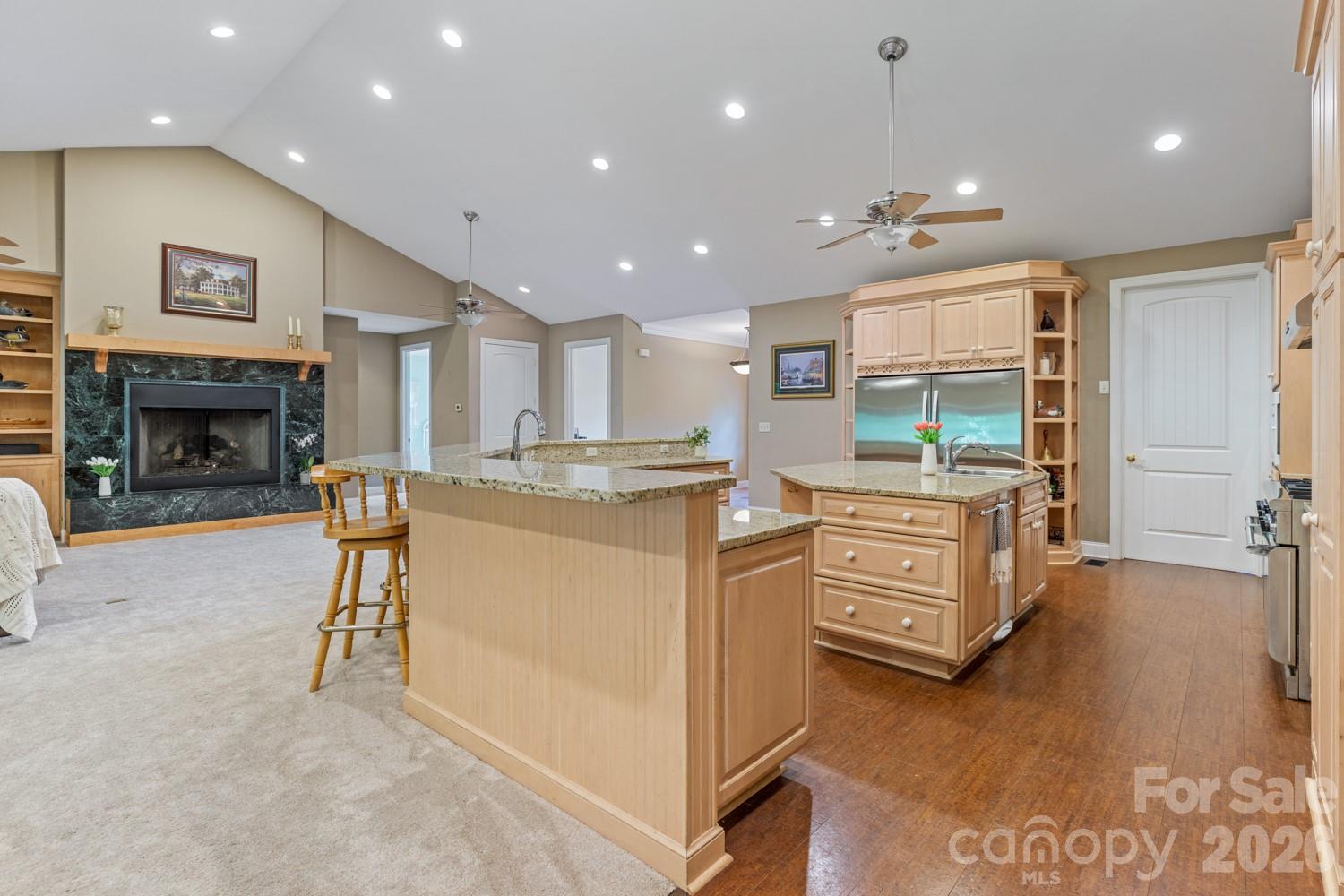 Laurel Woods - Residential