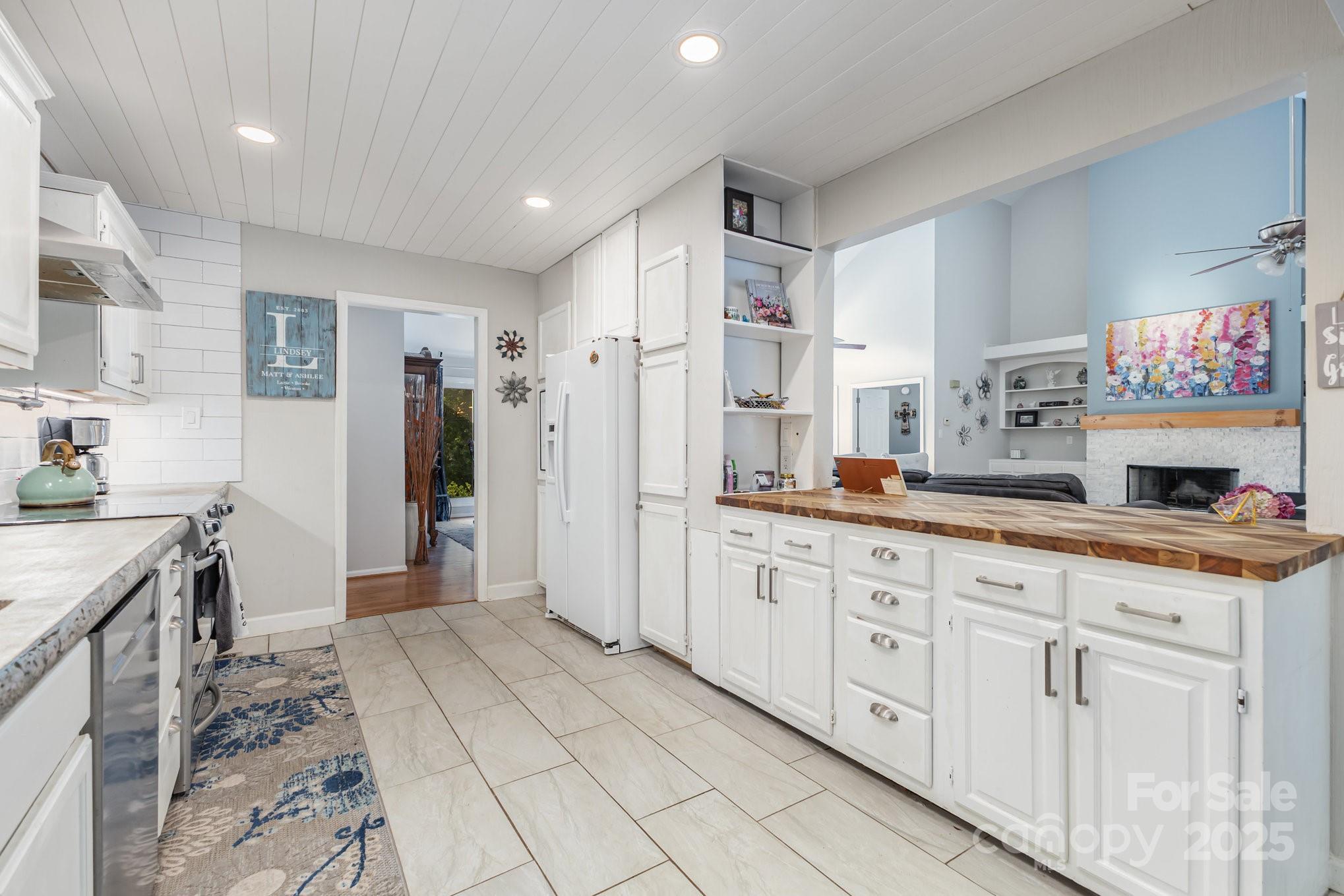 Tega Cay - Residential