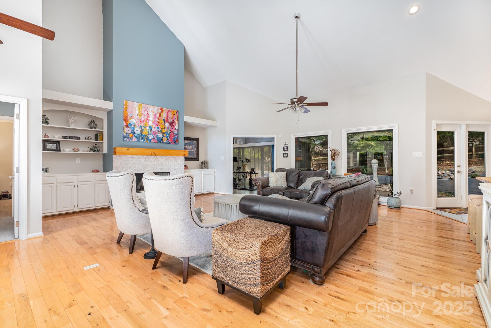 Tega Cay - Residential