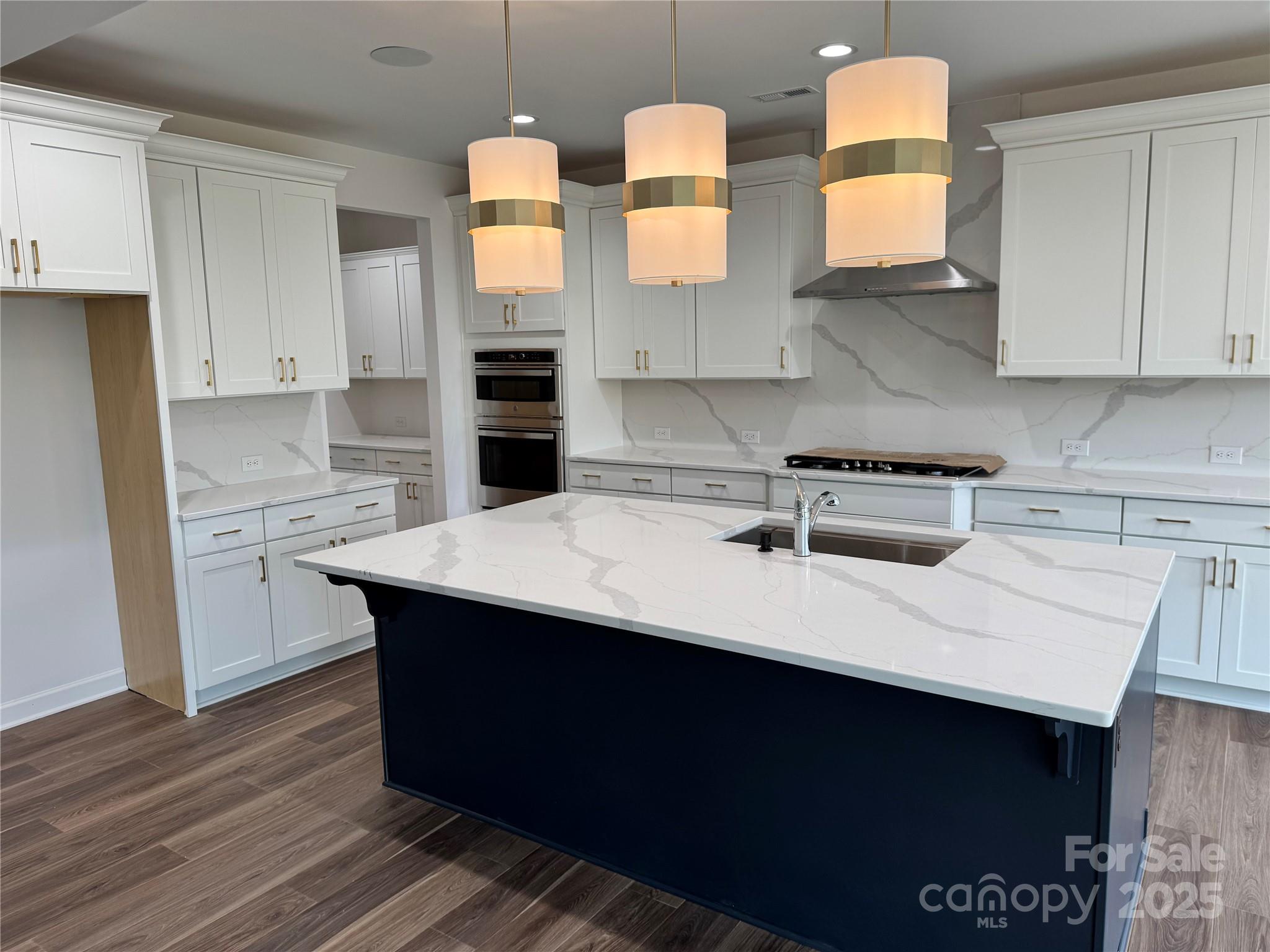 4038 Gardenia Drive 0114