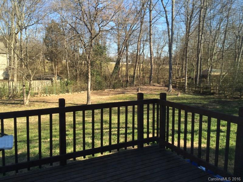 Twelve Oaks - Residential