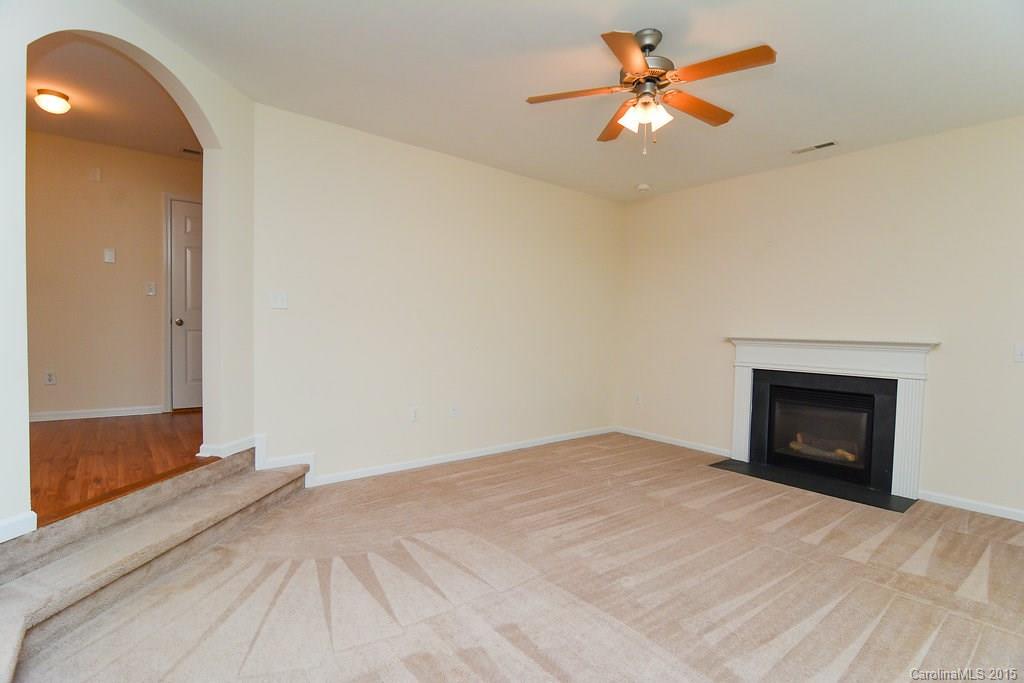 Sandy Pointe - Residential