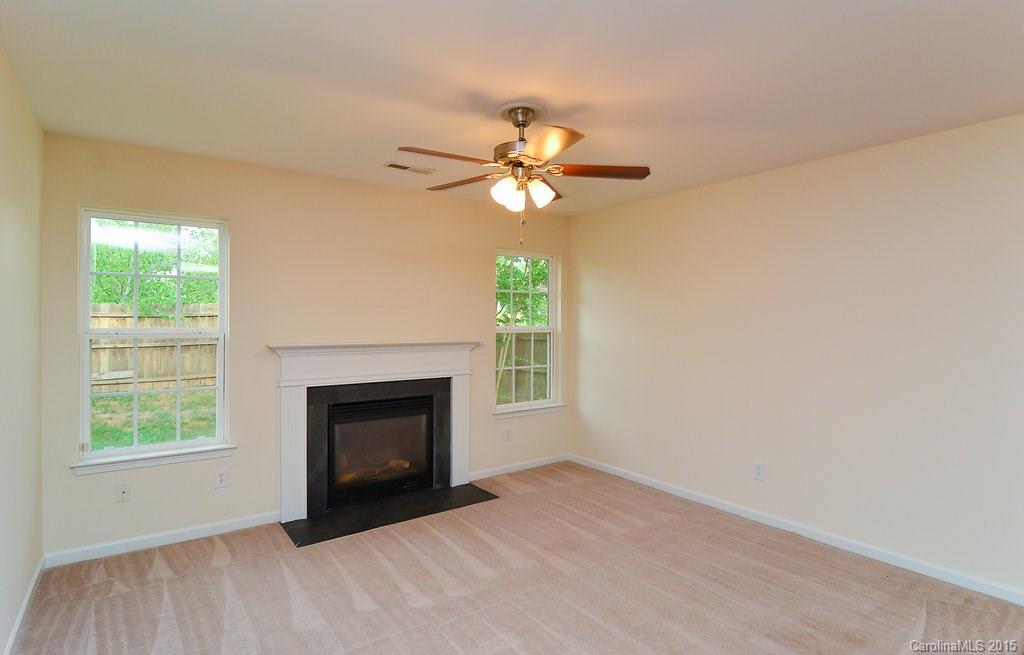 Sandy Pointe - Residential