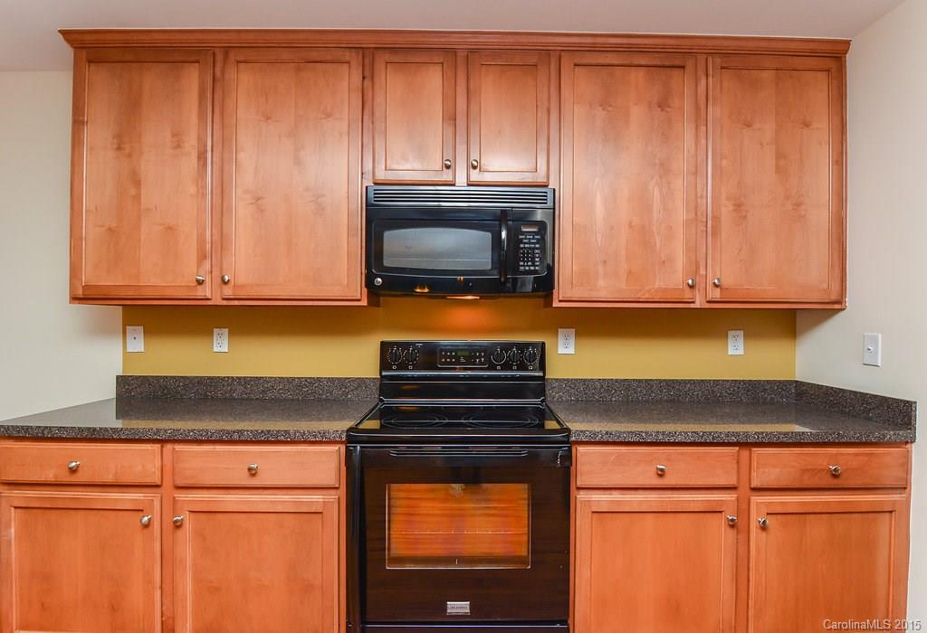 Sandy Pointe - Residential