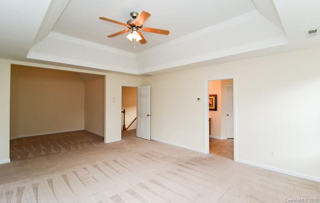 Sandy Pointe - Residential