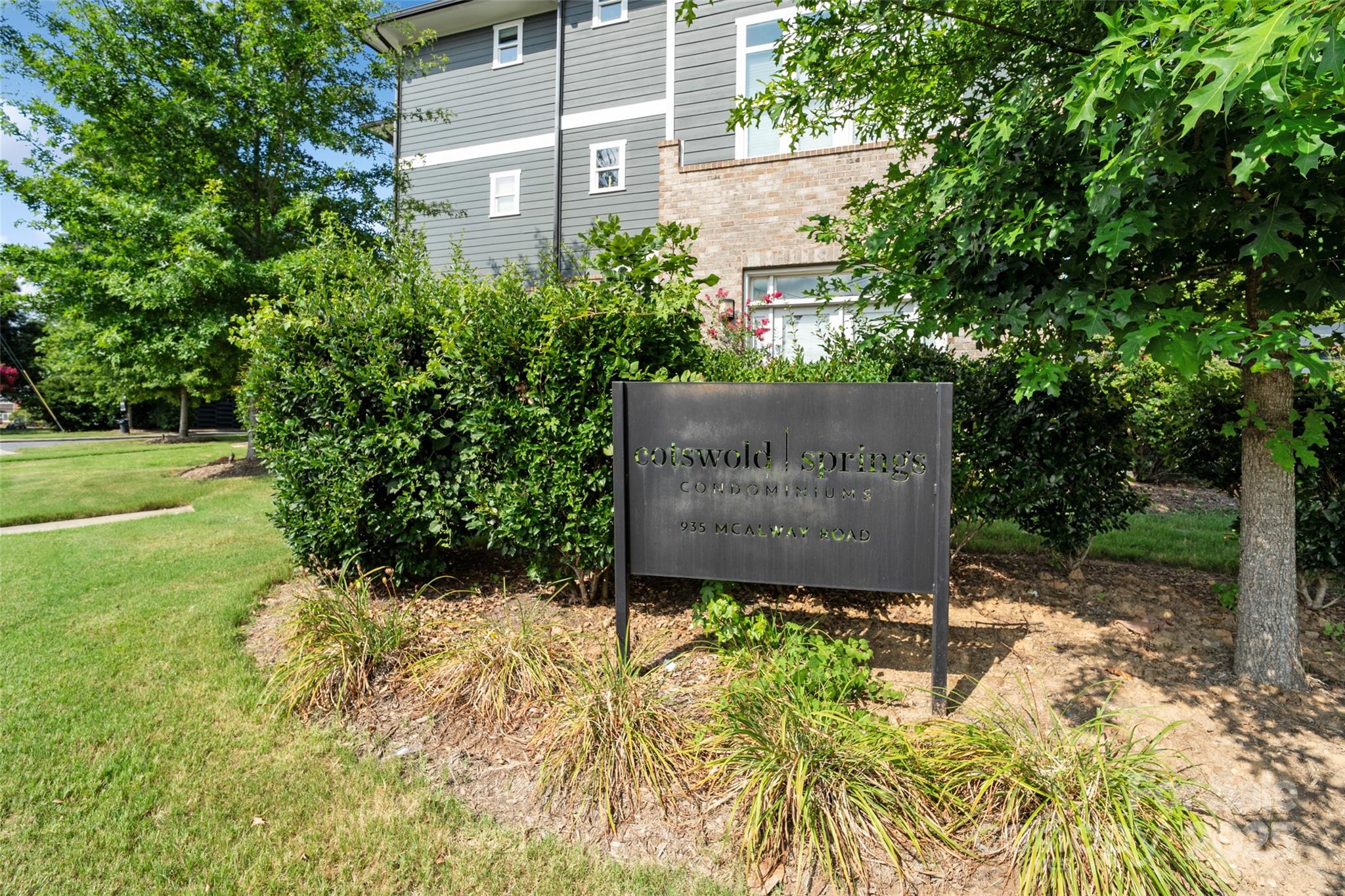 935 Mcalway Road 306
