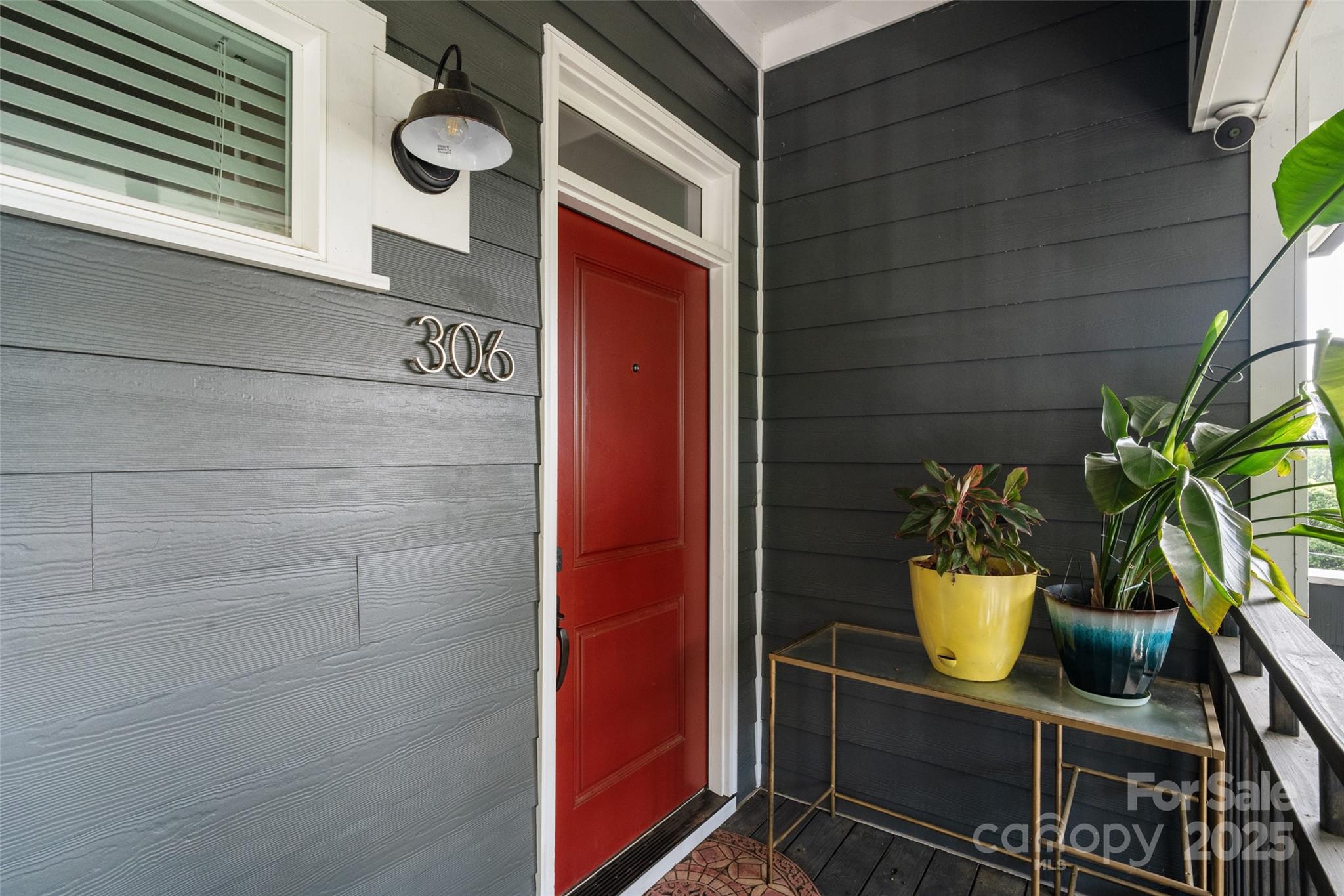 935 Mcalway Road 306