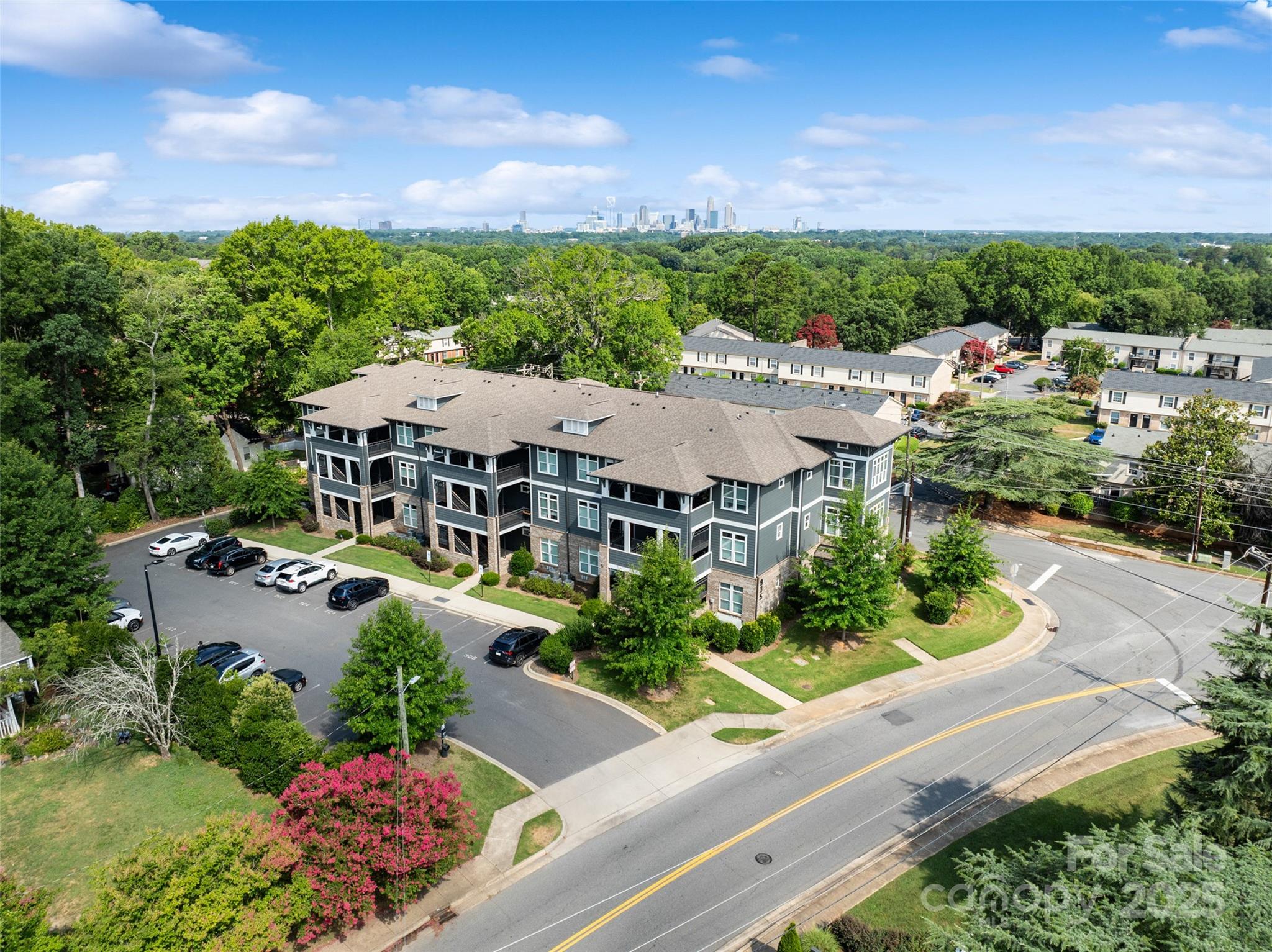 935 Mcalway Road 306