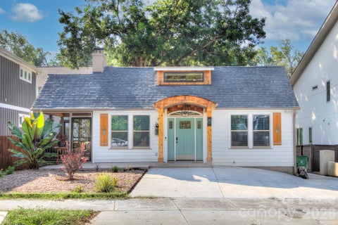 Photo of 709 Baldwin Avenue #B, Charlotte, NC 28204 (MLS # 4421944)