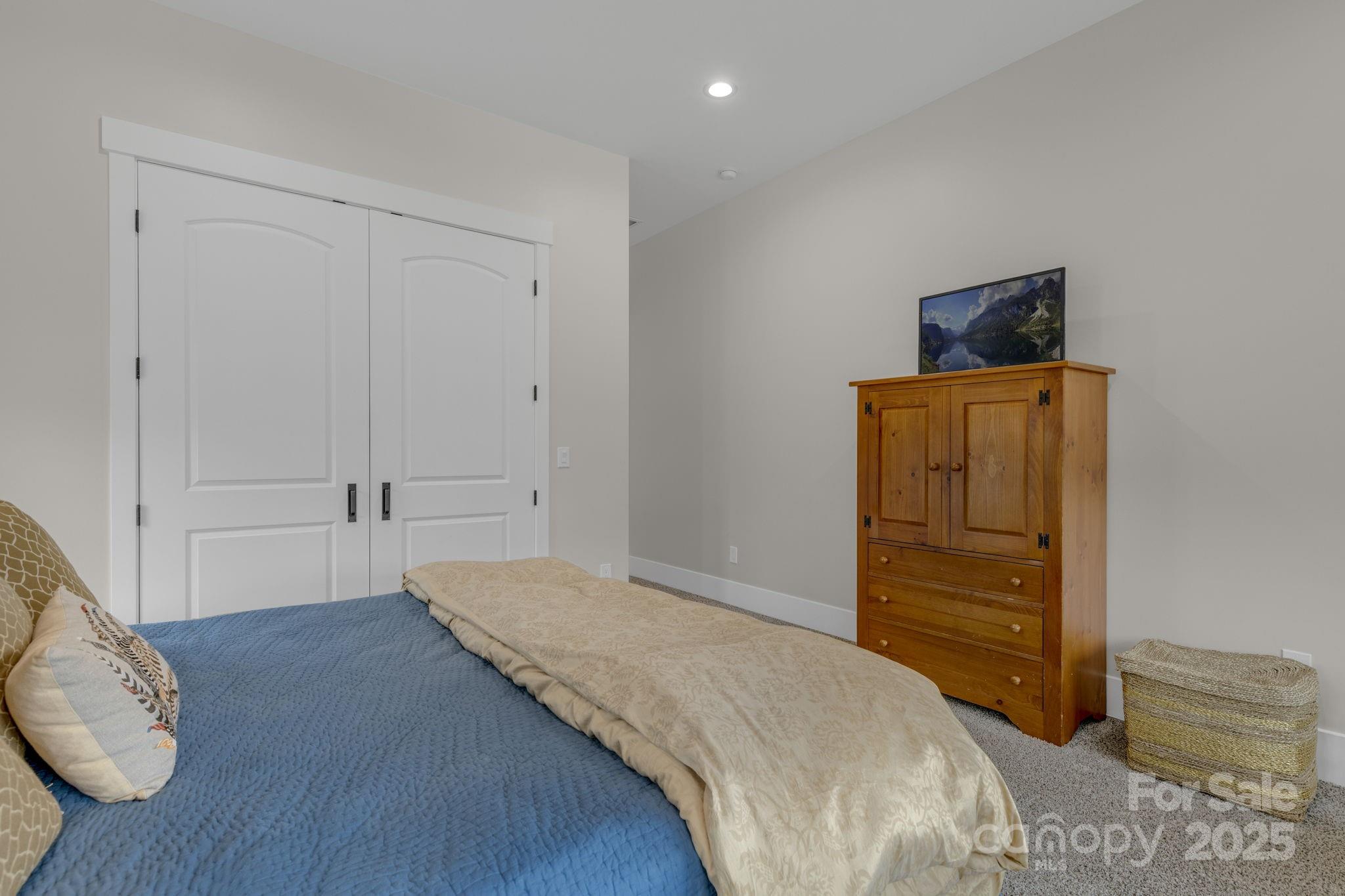 Woodfin Ridge - Residential