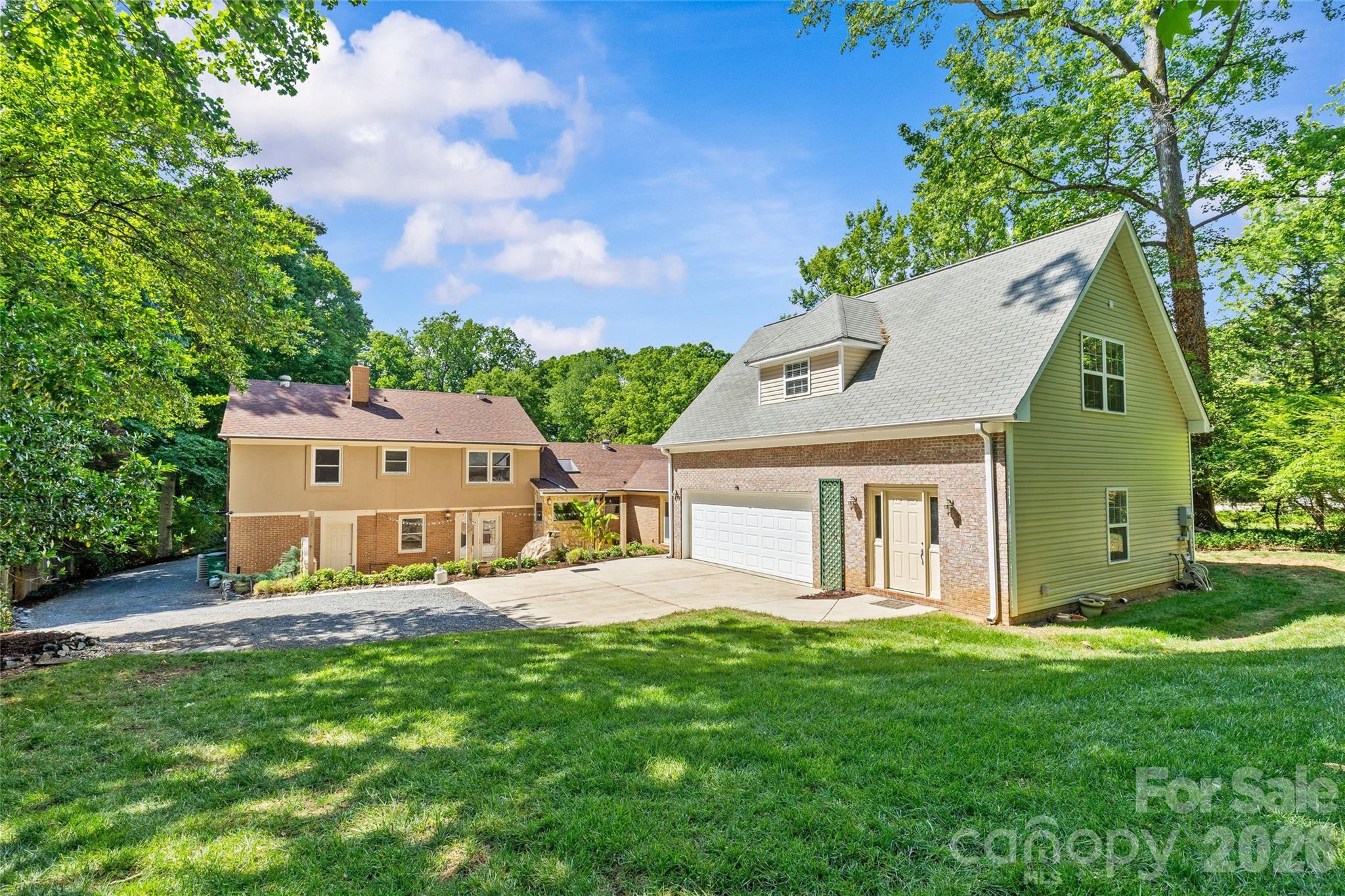 Huntingtowne Farms - Residential