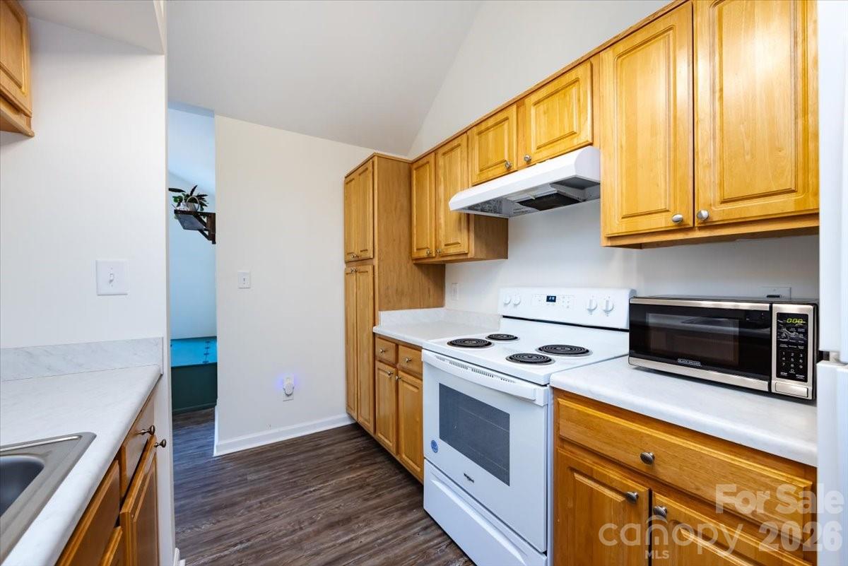 Carya Pond Condo Homes - Residential